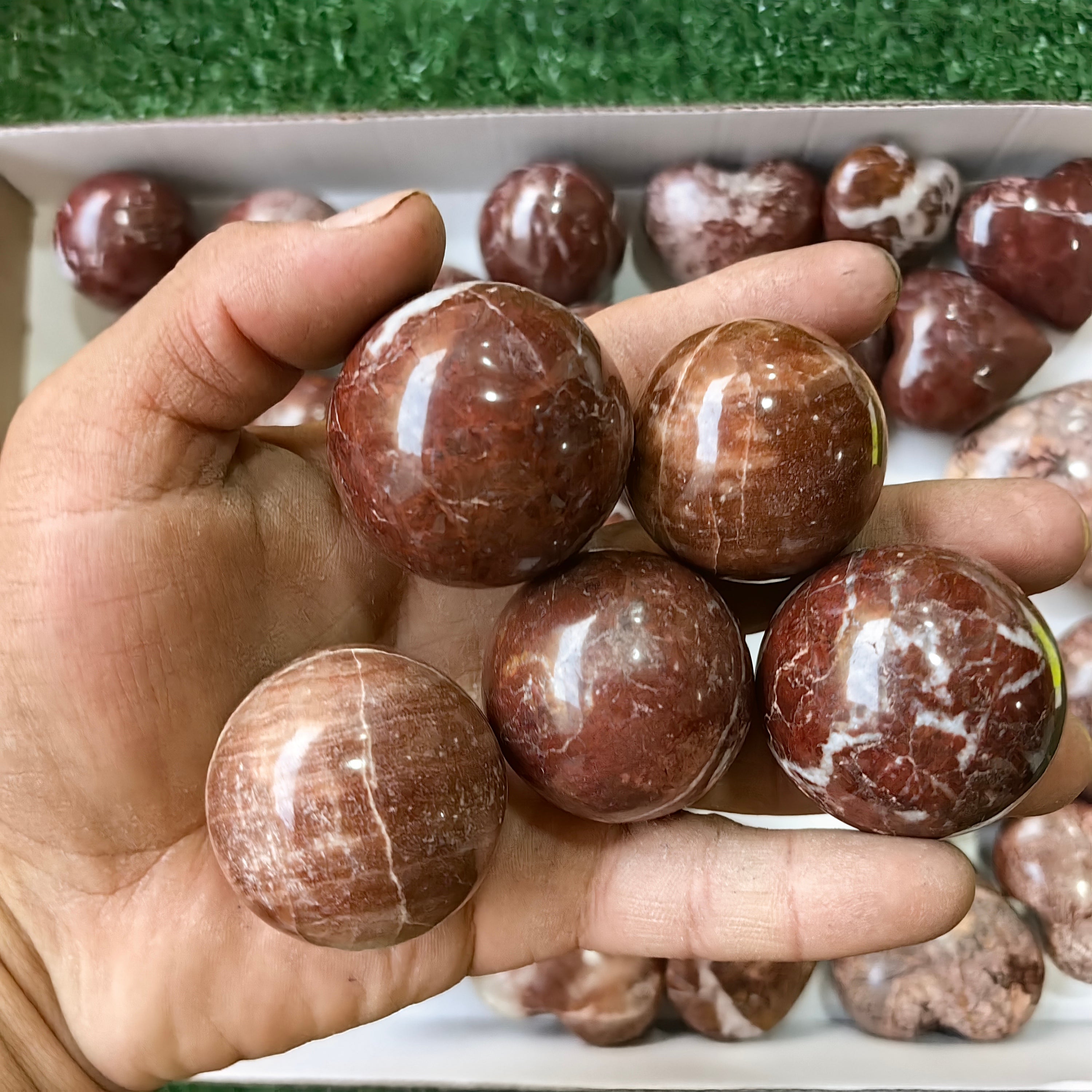 35 pc red onix sphere & hearts