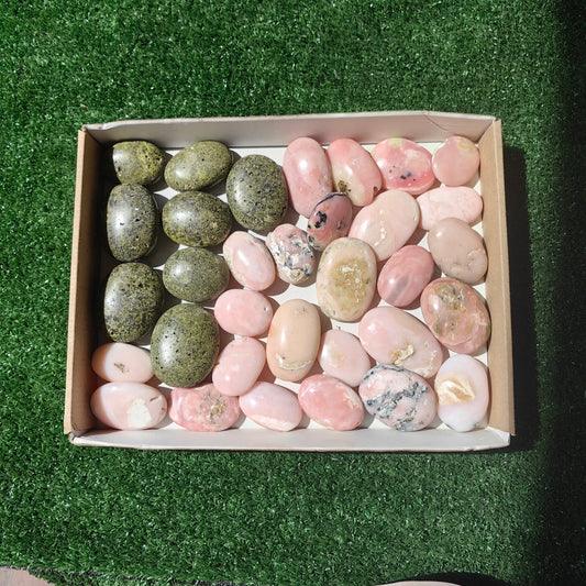 33 pc epidote & pink opal palms