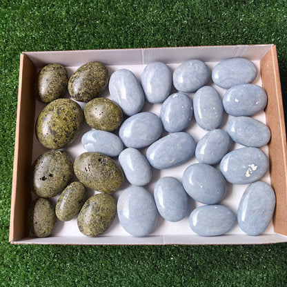 28 pc epidote & angelite palm