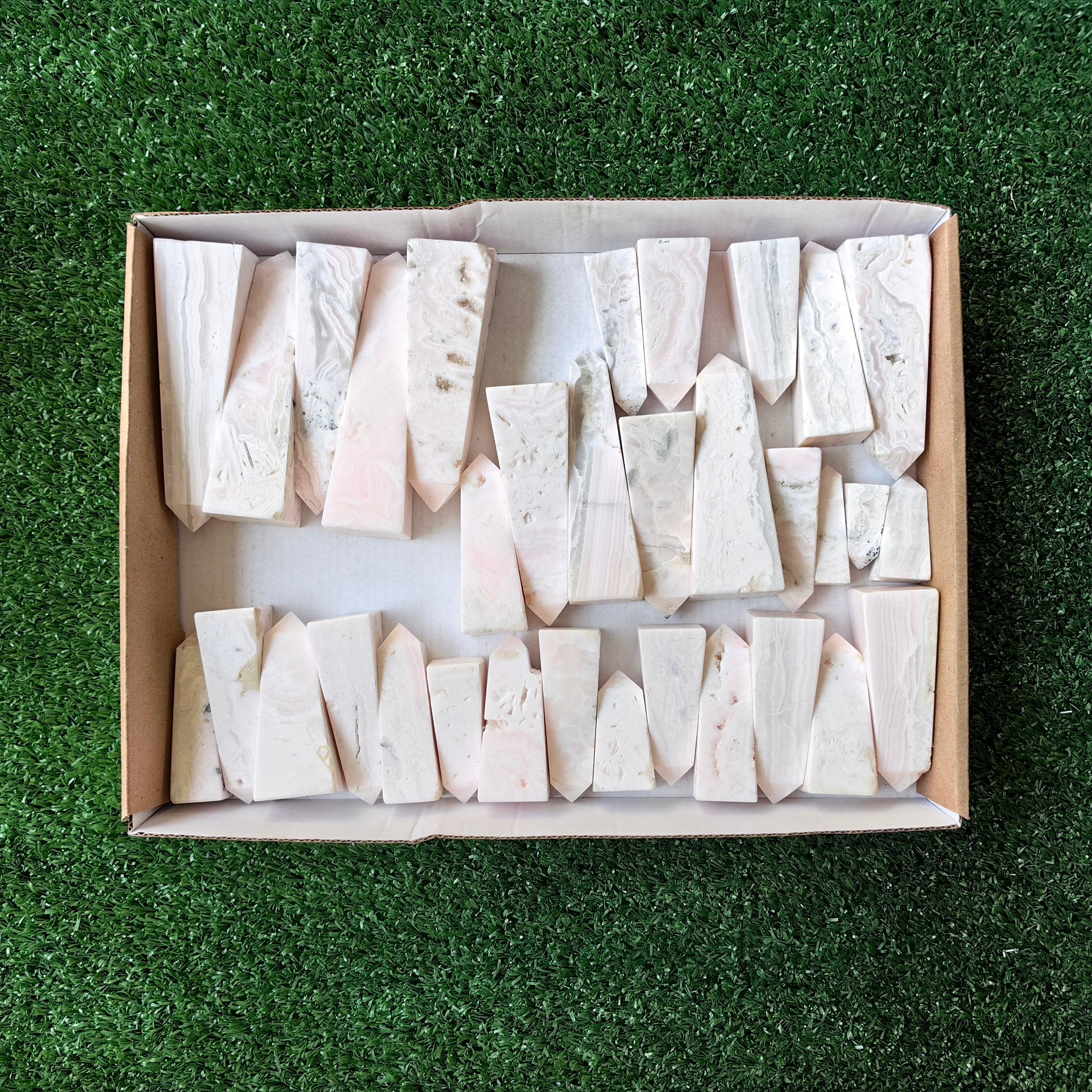 33 pc mangano calcite towers