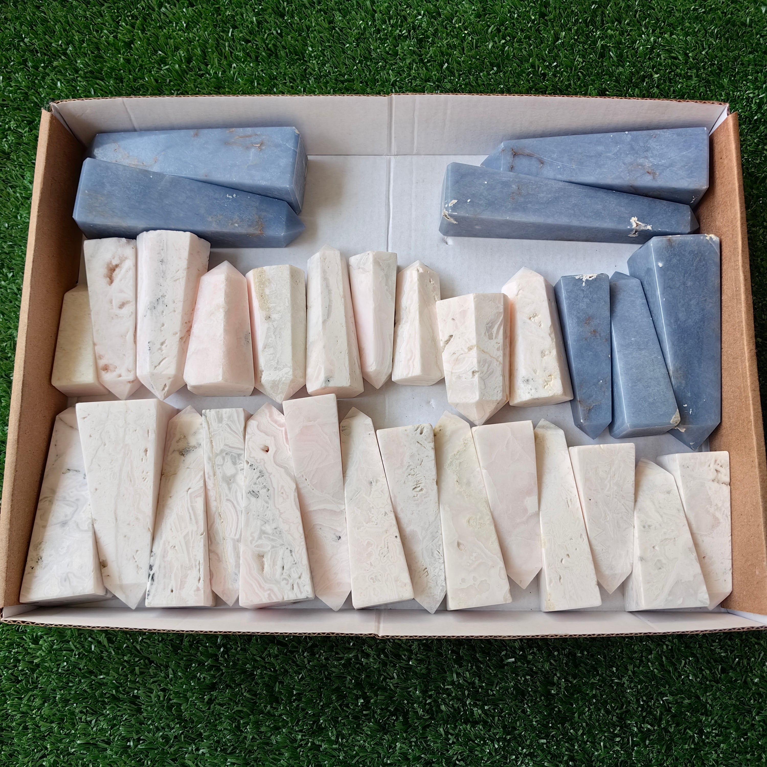 32 pc angelite & mangano calcite towers