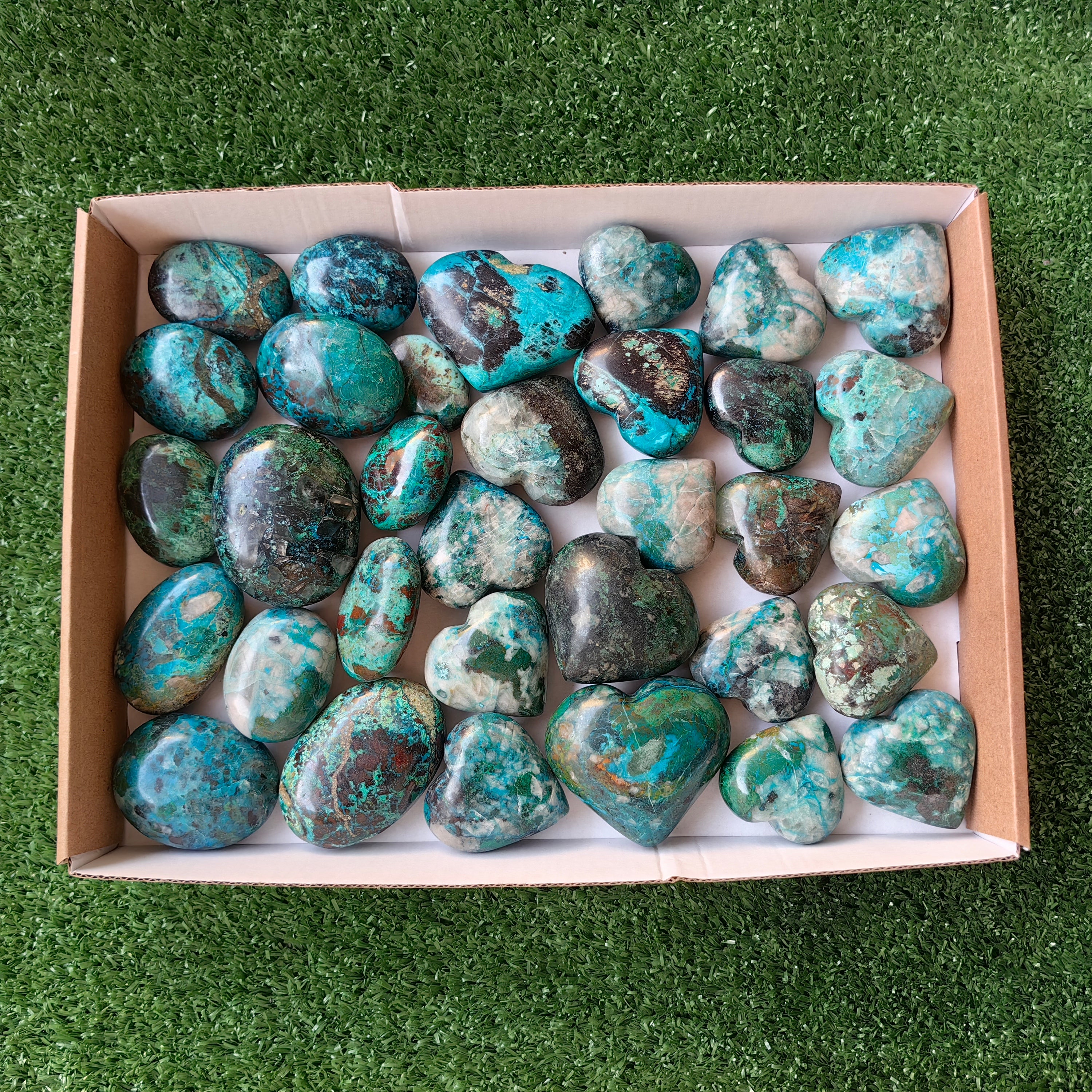 33 pc chrysocolla hearts & palms