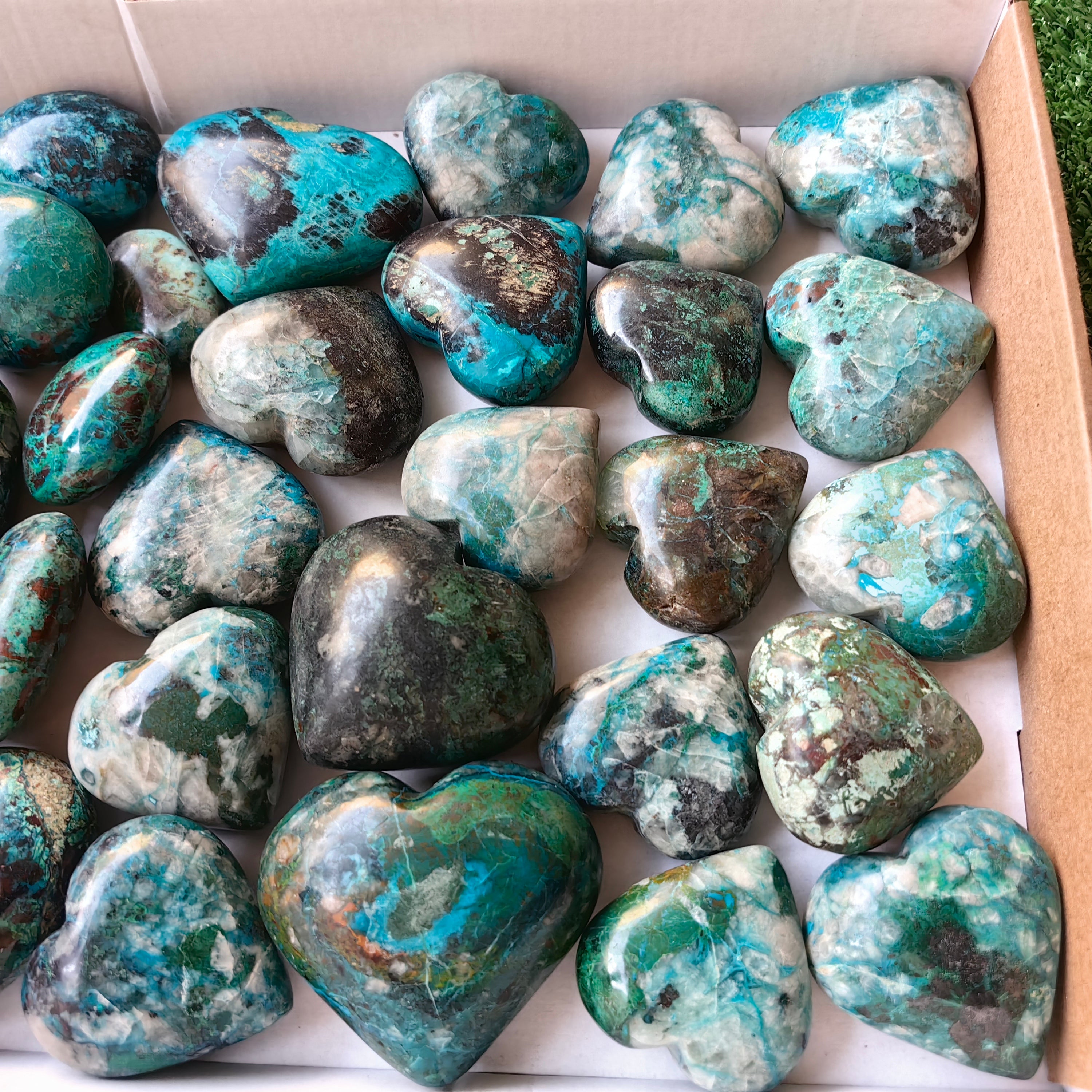 33 pc chrysocolla hearts & palms
