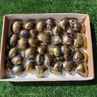 34 pc chalcopyrite with covellite palms & hearts