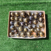 35 pc chalcopyrite with covellite spheres