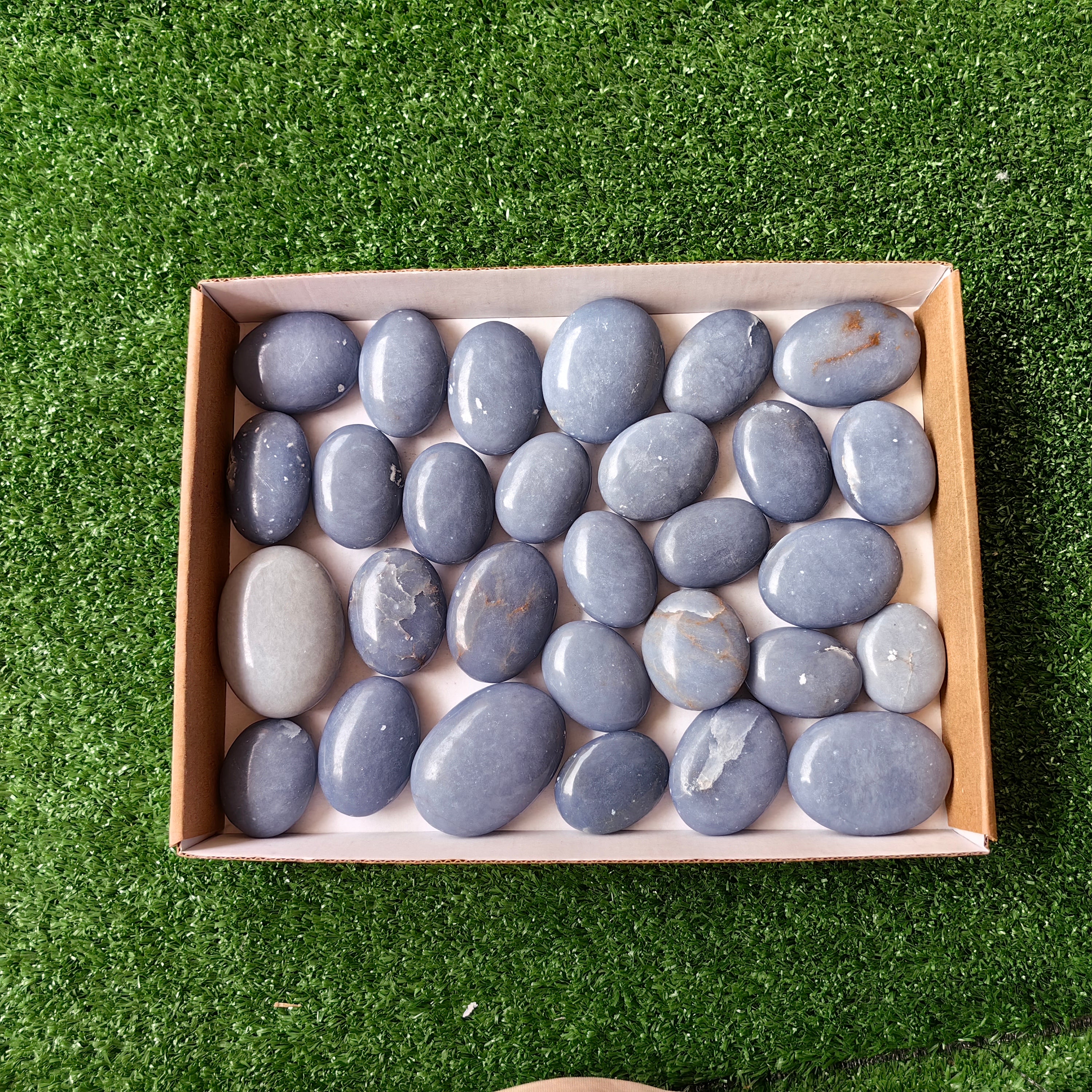 29 pc blue angelite palms