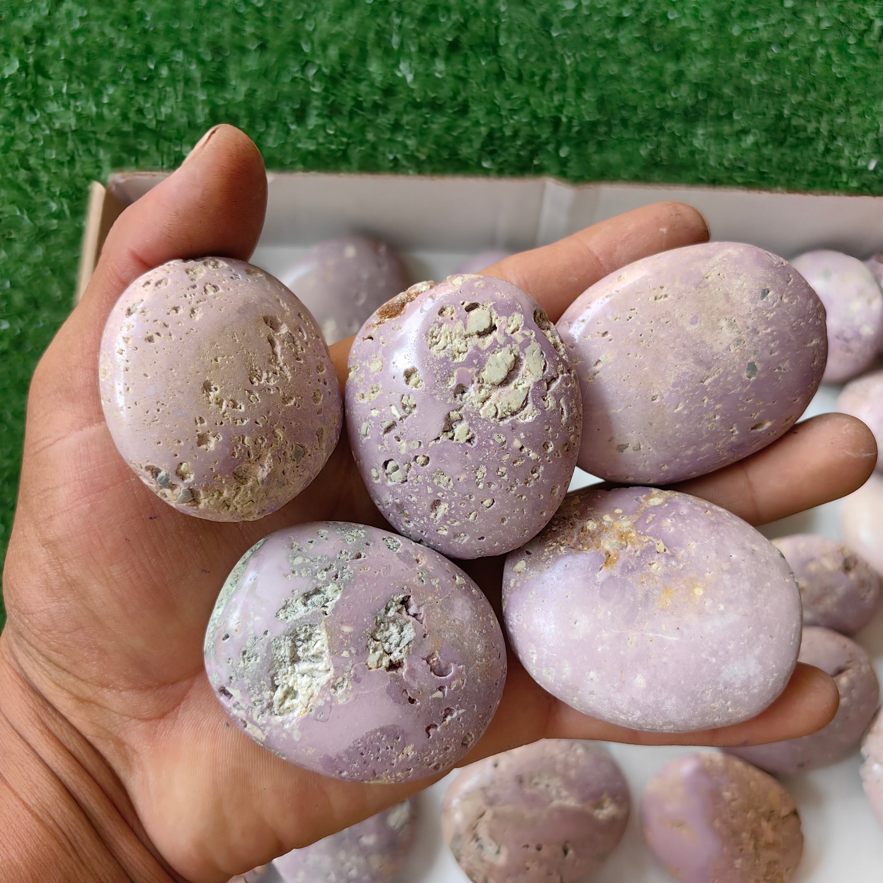 26 pc phosphosiderite drusy palms & hearts