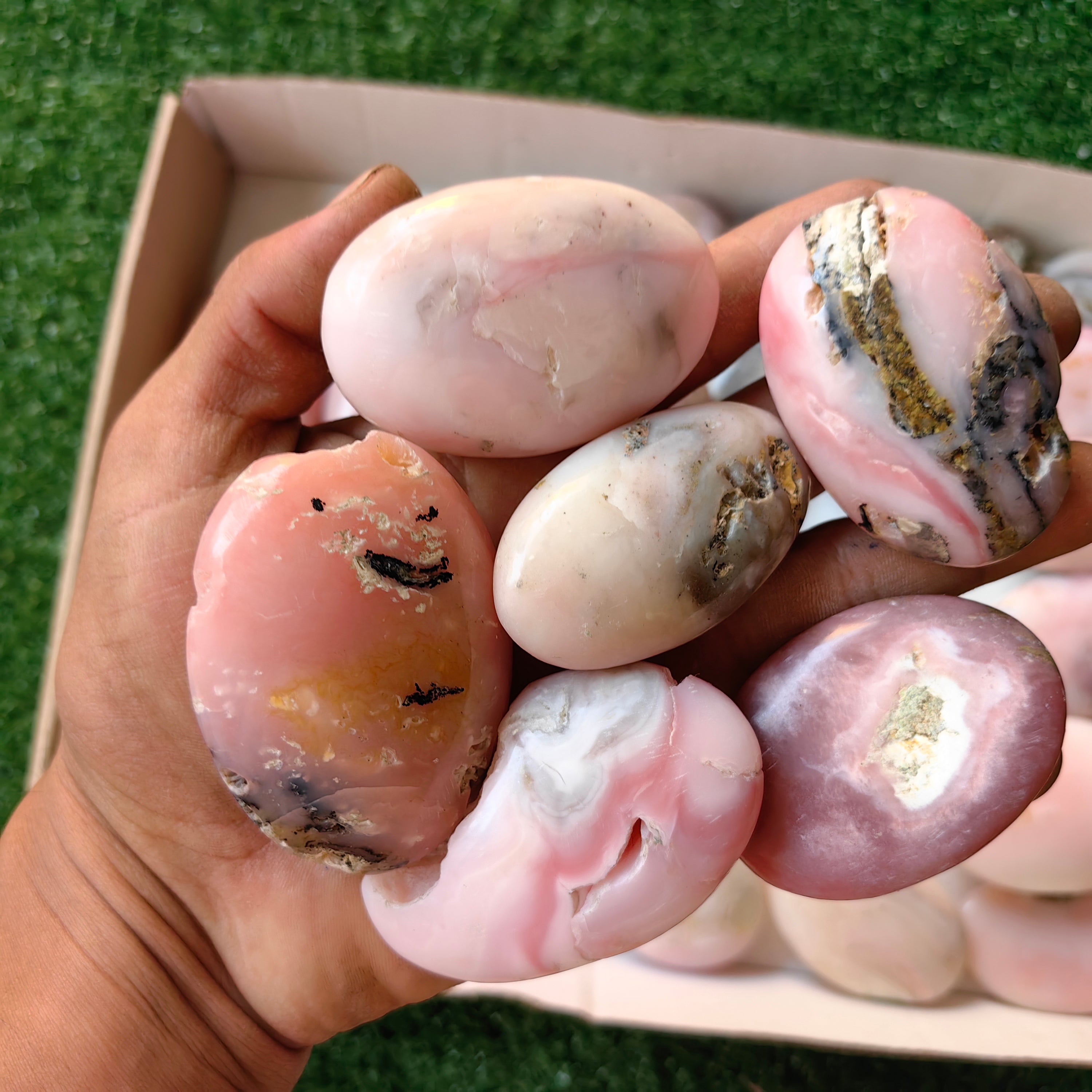 30 pc pink opal palms