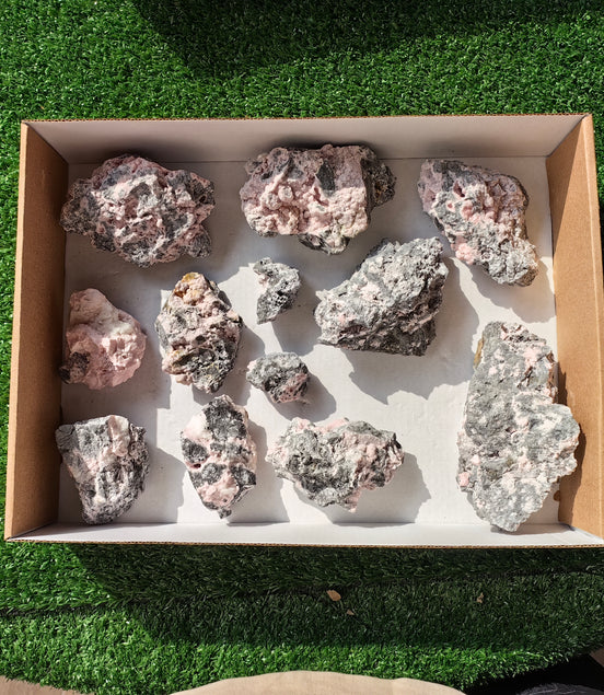 12 rhodochrosite quartz crystals specimen PERU