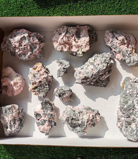 12 rhodochrosite quartz crystals specimen PERU