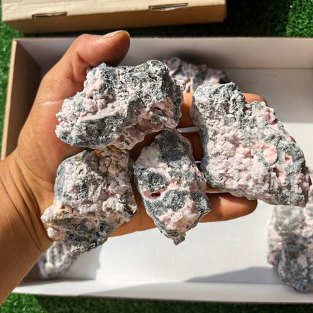 12 rhodochrosite quartz crystals specimen PERU