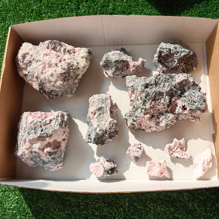11 rhodochrosite quartz crystals specimen PERU