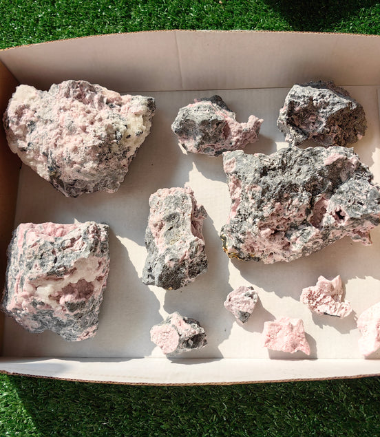 11 rhodochrosite quartz crystals specimen PERU