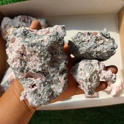 11 rhodochrosite quartz crystals specimen PERU