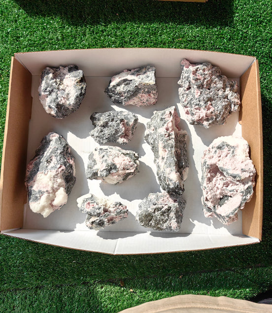 10 rhodochrosite quartz crystals specimen PERU