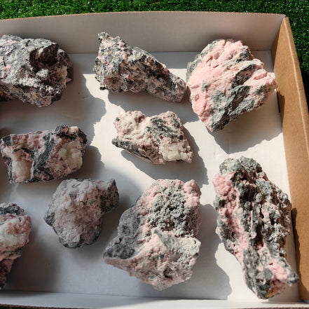 10 rhodochrosite quartz crystals specimen PERU