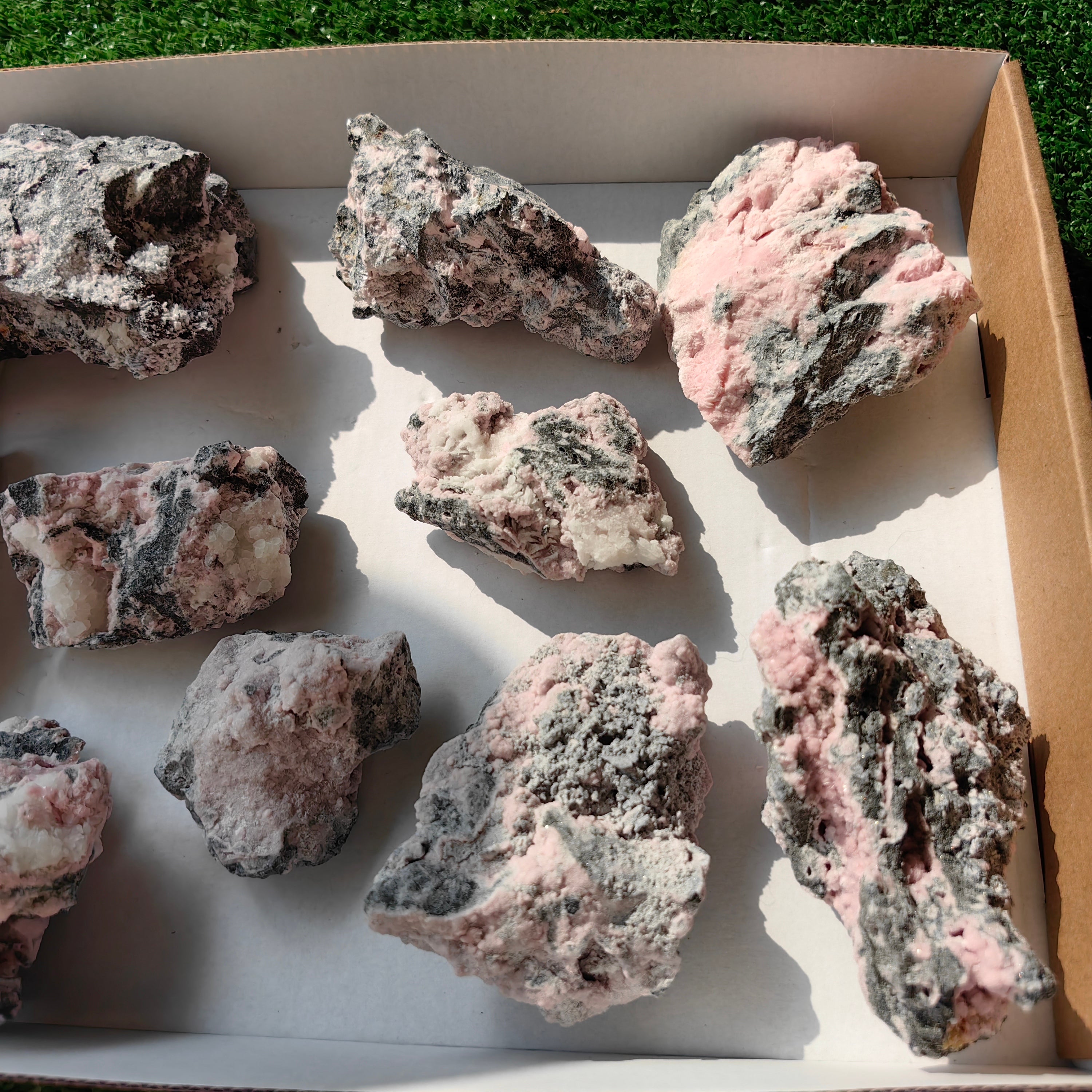 10 rhodochrosite quartz crystals specimen PERU
