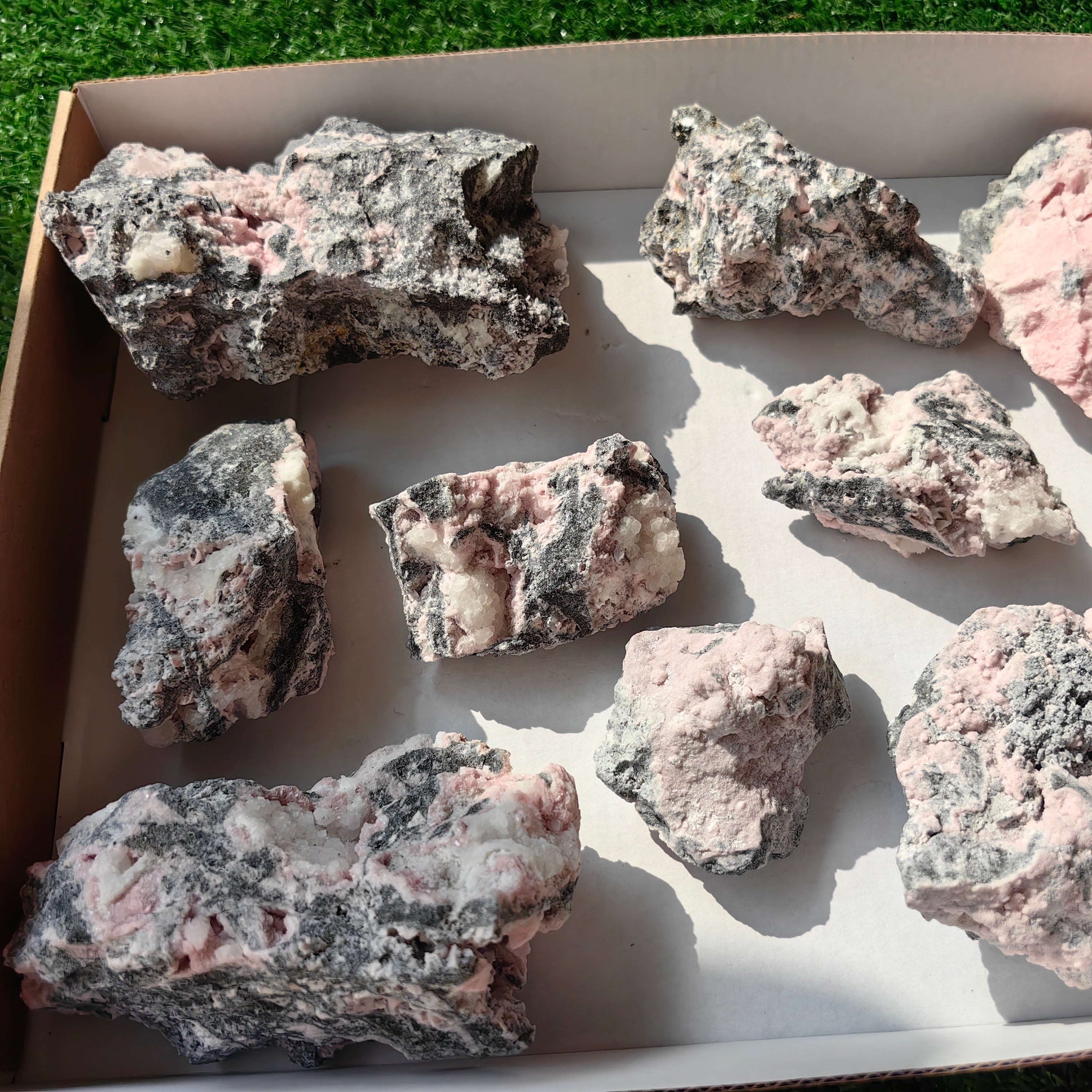 10 rhodochrosite quartz crystals specimen PERU