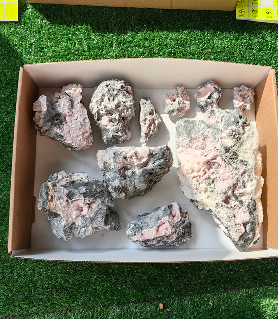 10 rhodochrosite quartz crystals specimen PERU