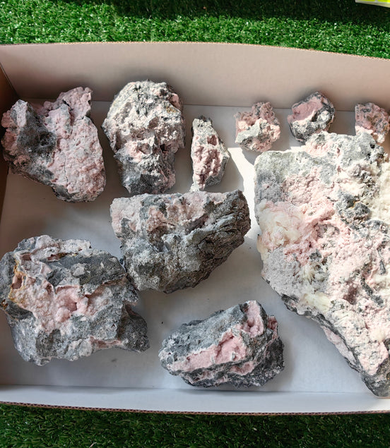 10 rhodochrosite quartz crystals specimen PERU