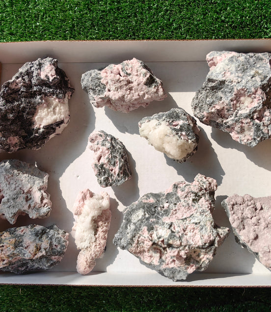 10 rhodochrosite quartz crystals specimen PERU