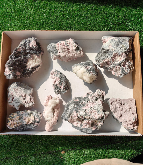 10 rhodochrosite quartz crystals specimen PERU