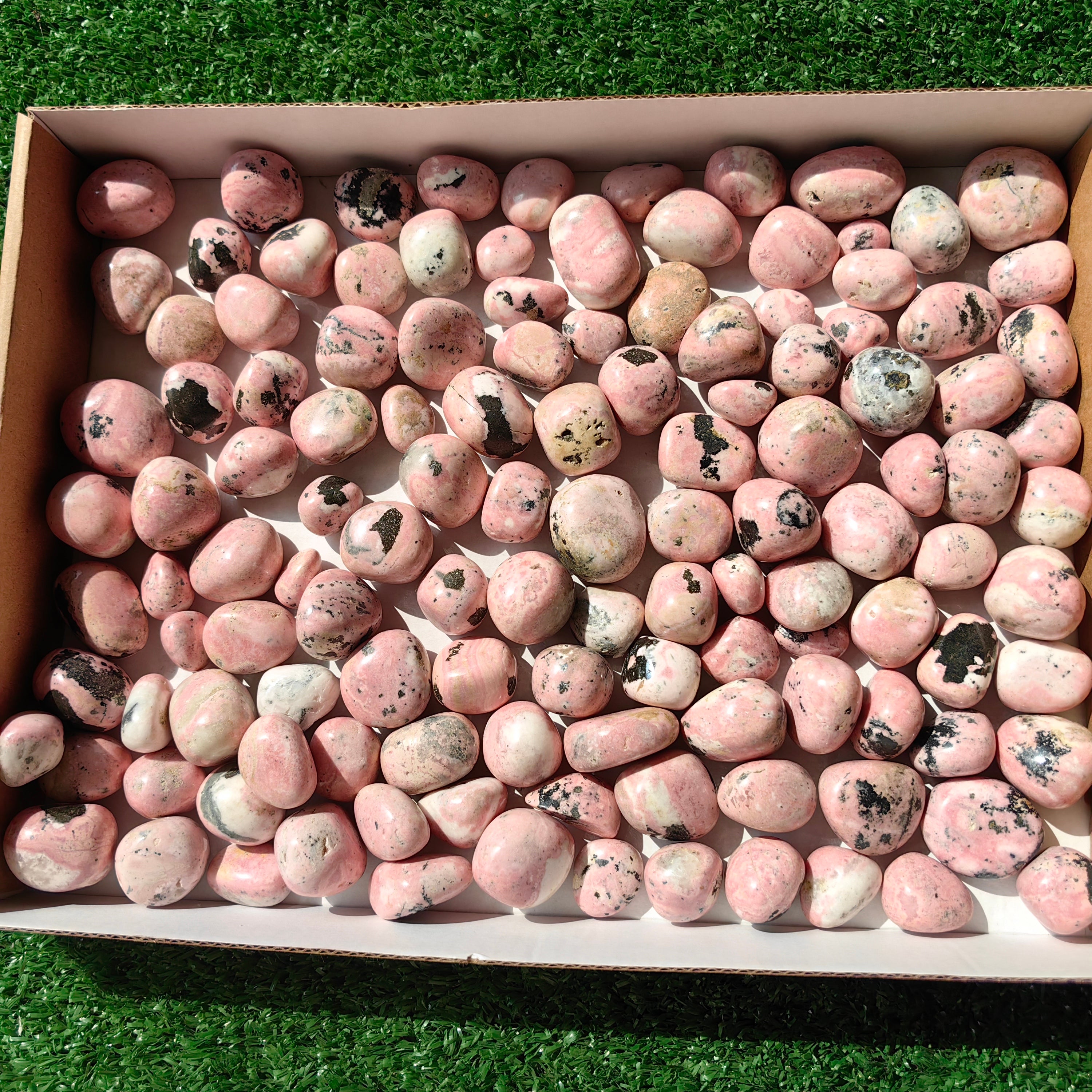 2 kg tumbled rhodonite