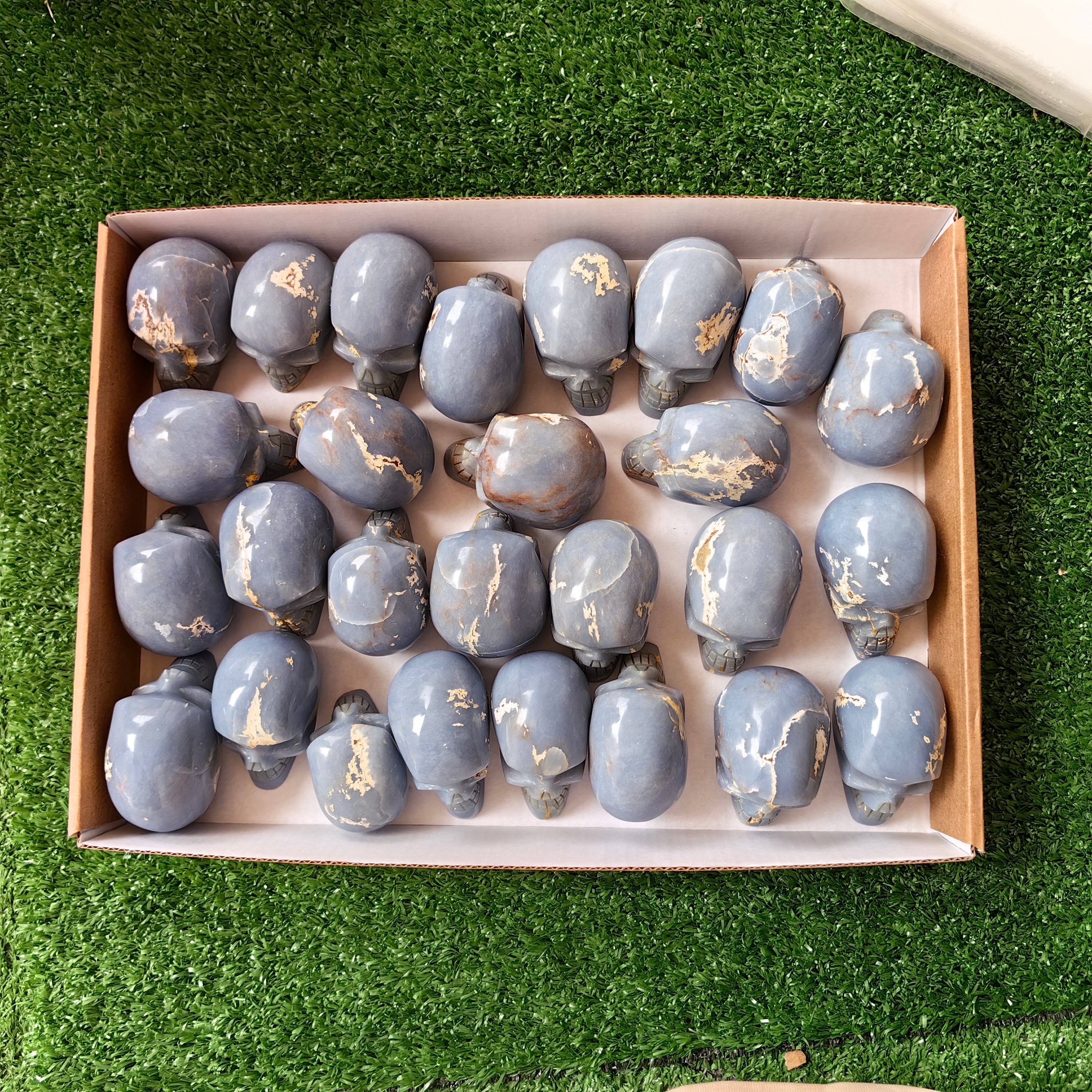 27 pc blue angelite skulls