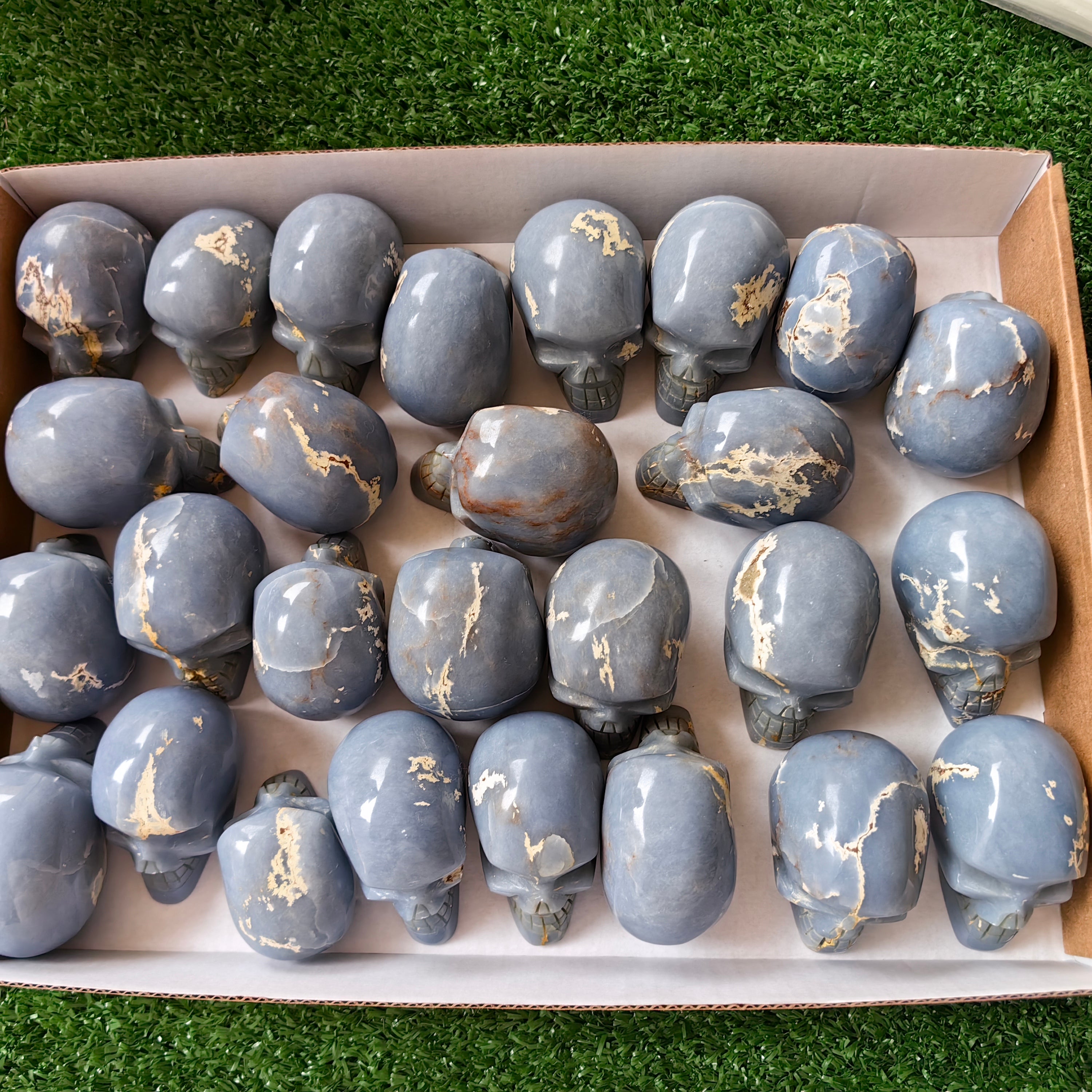 27 pc blue angelite skulls