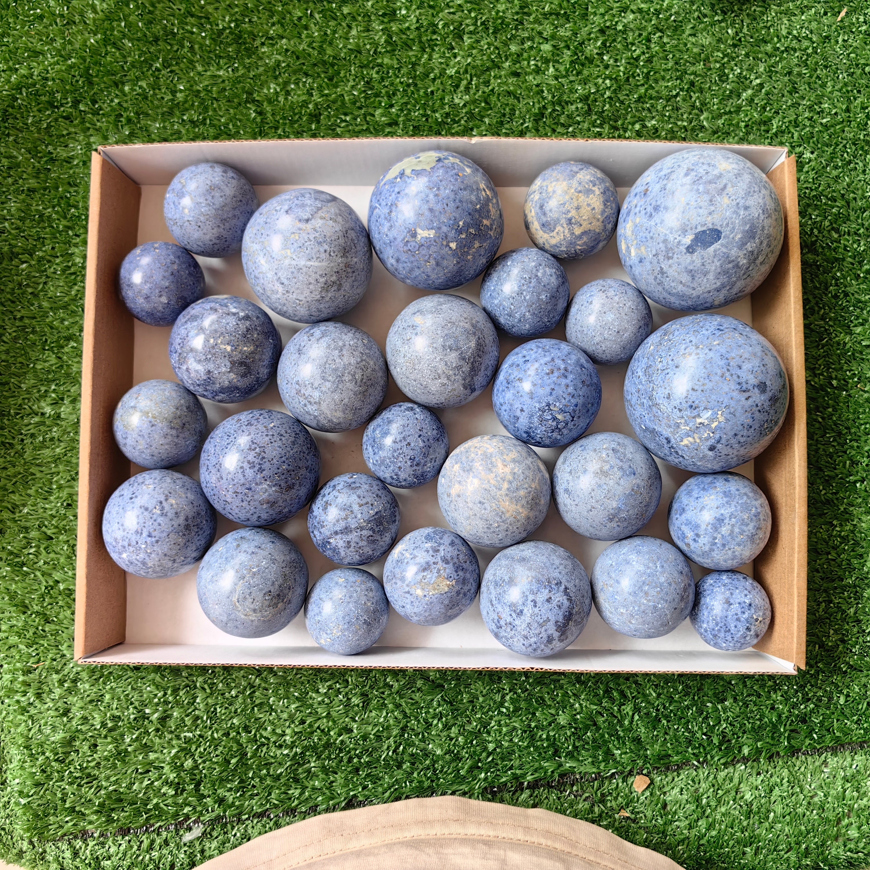 27 pc blue dumortorite spheres
