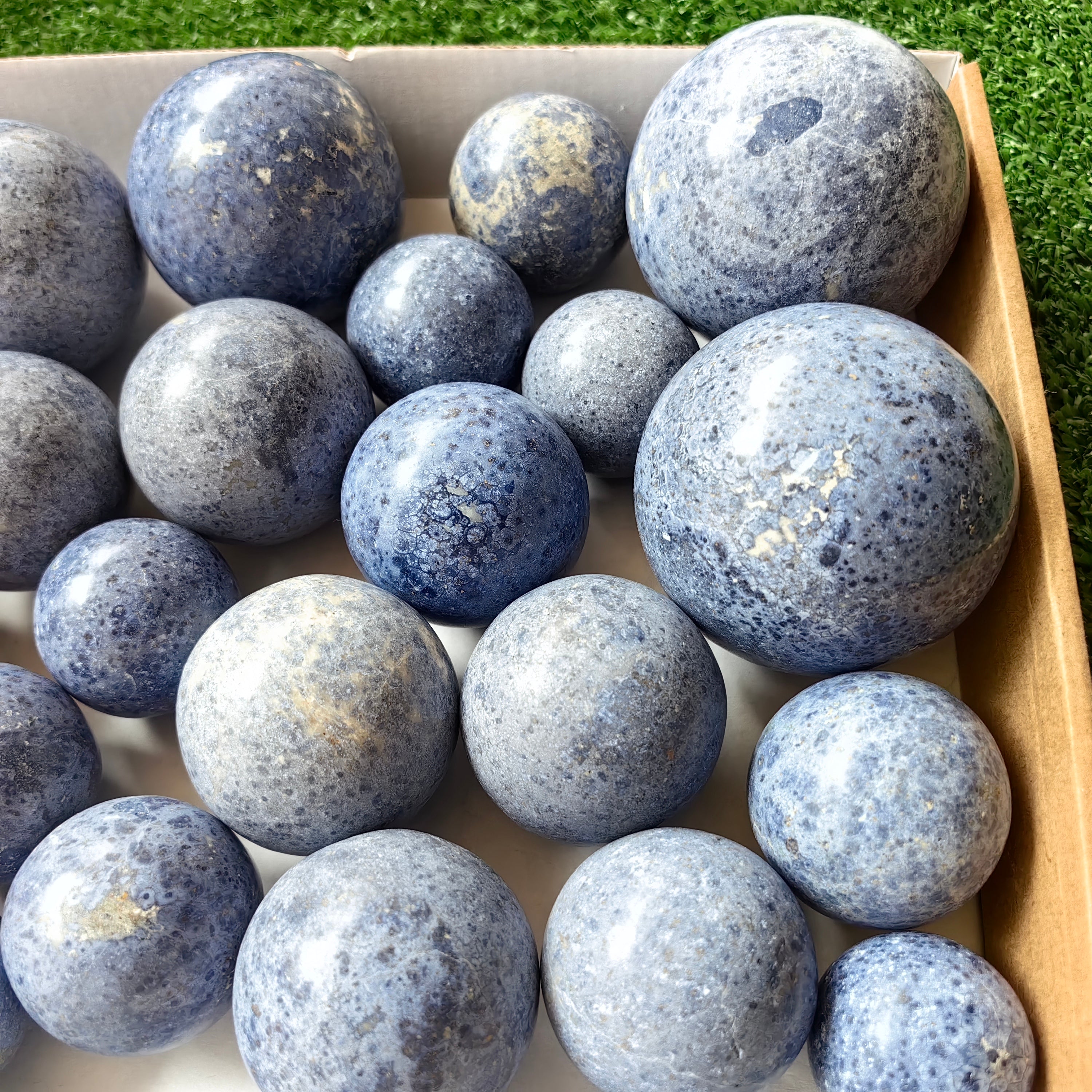 27 pc blue dumortorite spheres
