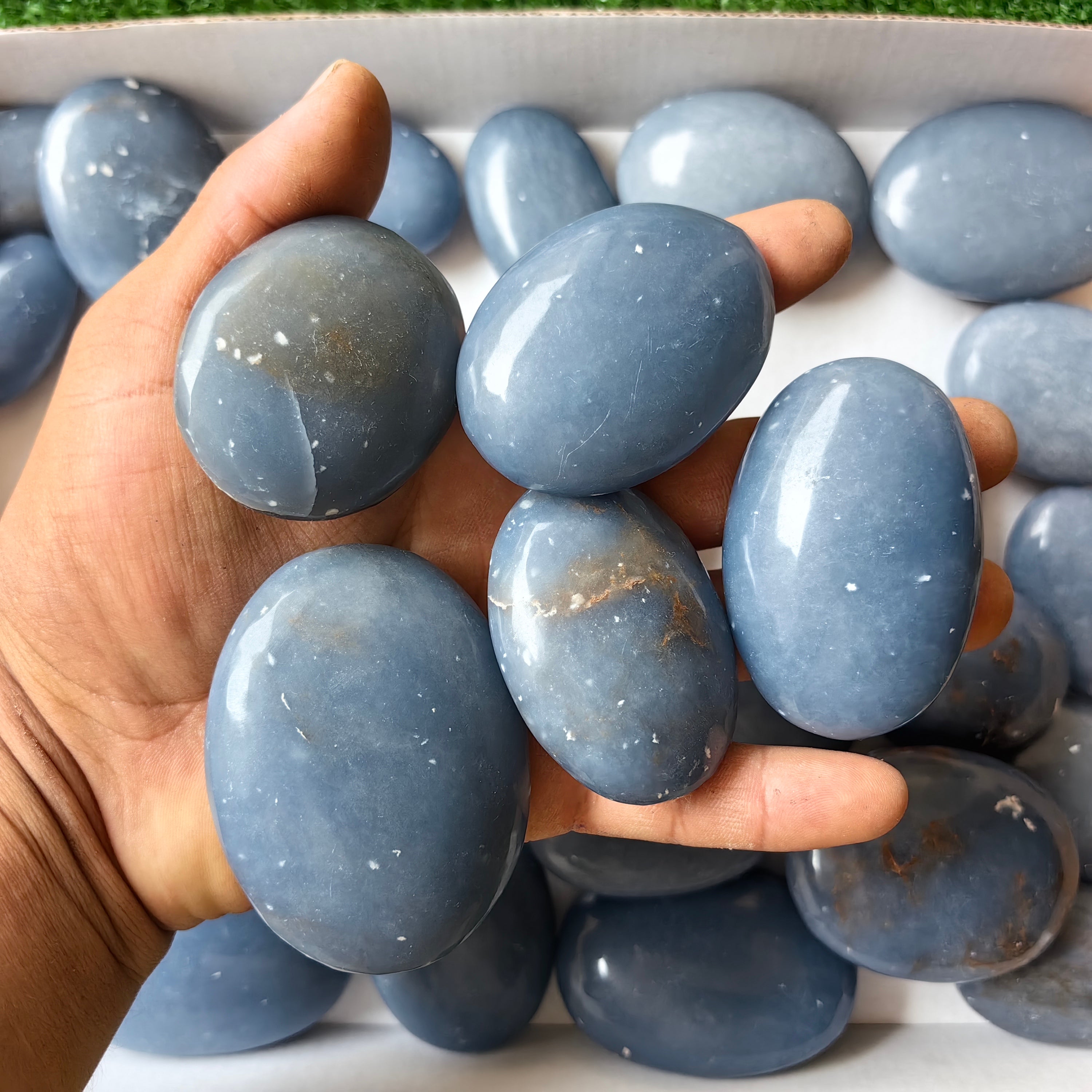 30 pc blue angelite palms