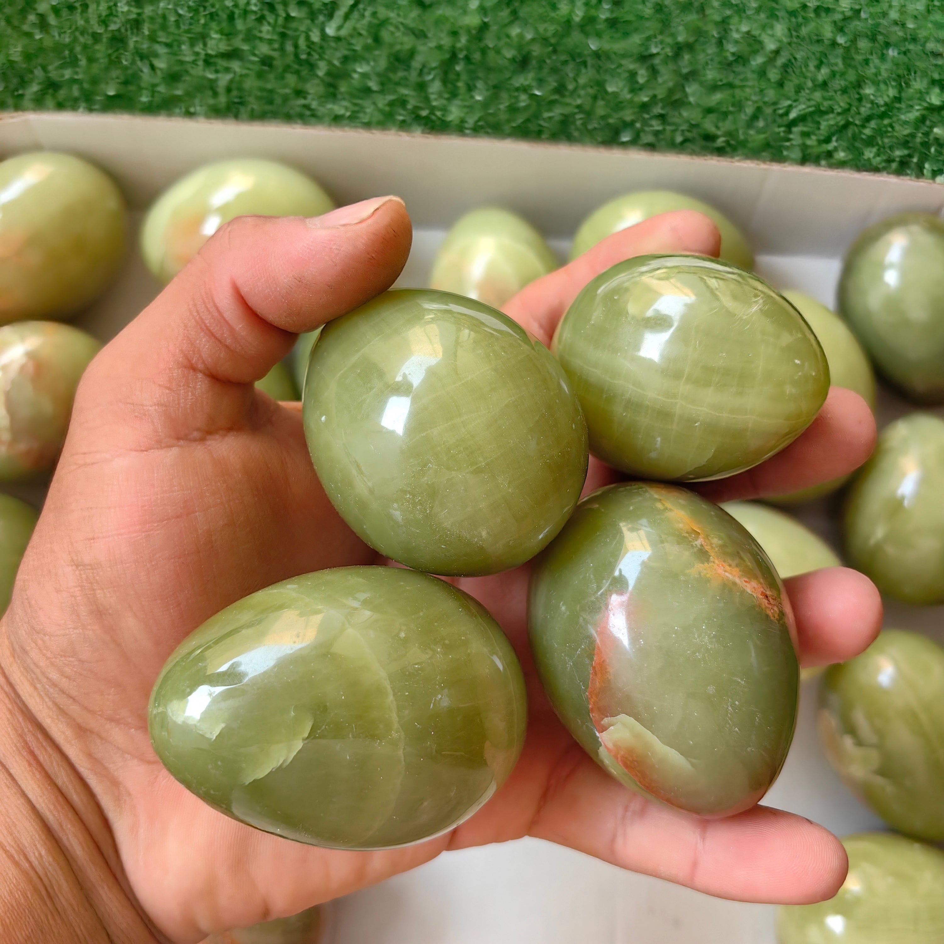 28 pc green onix eggs