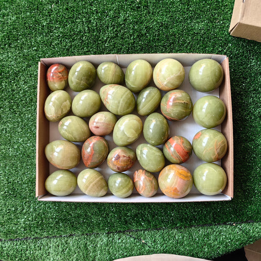 28 pc green onix eggs & spheres