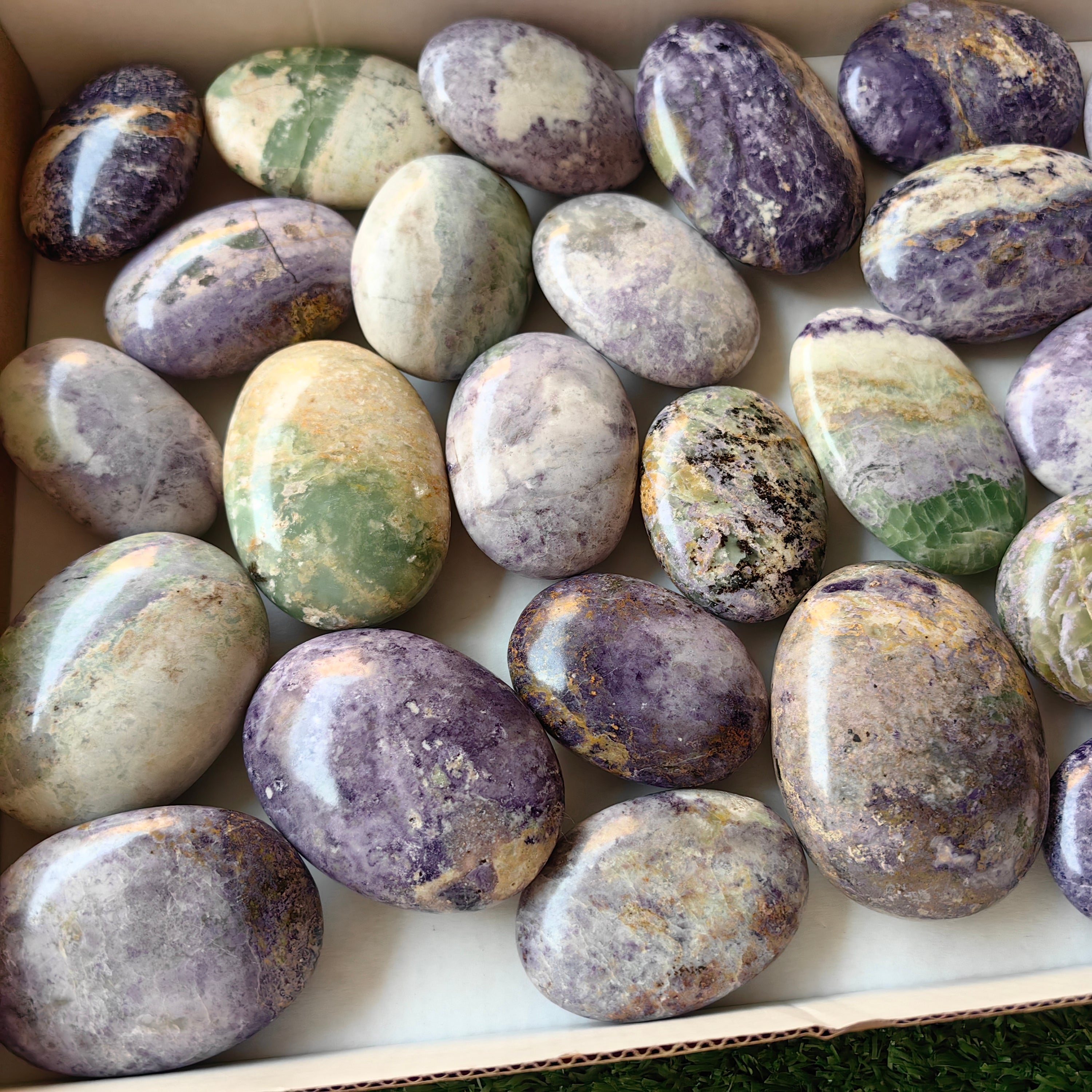 26 pc bolivianite palms