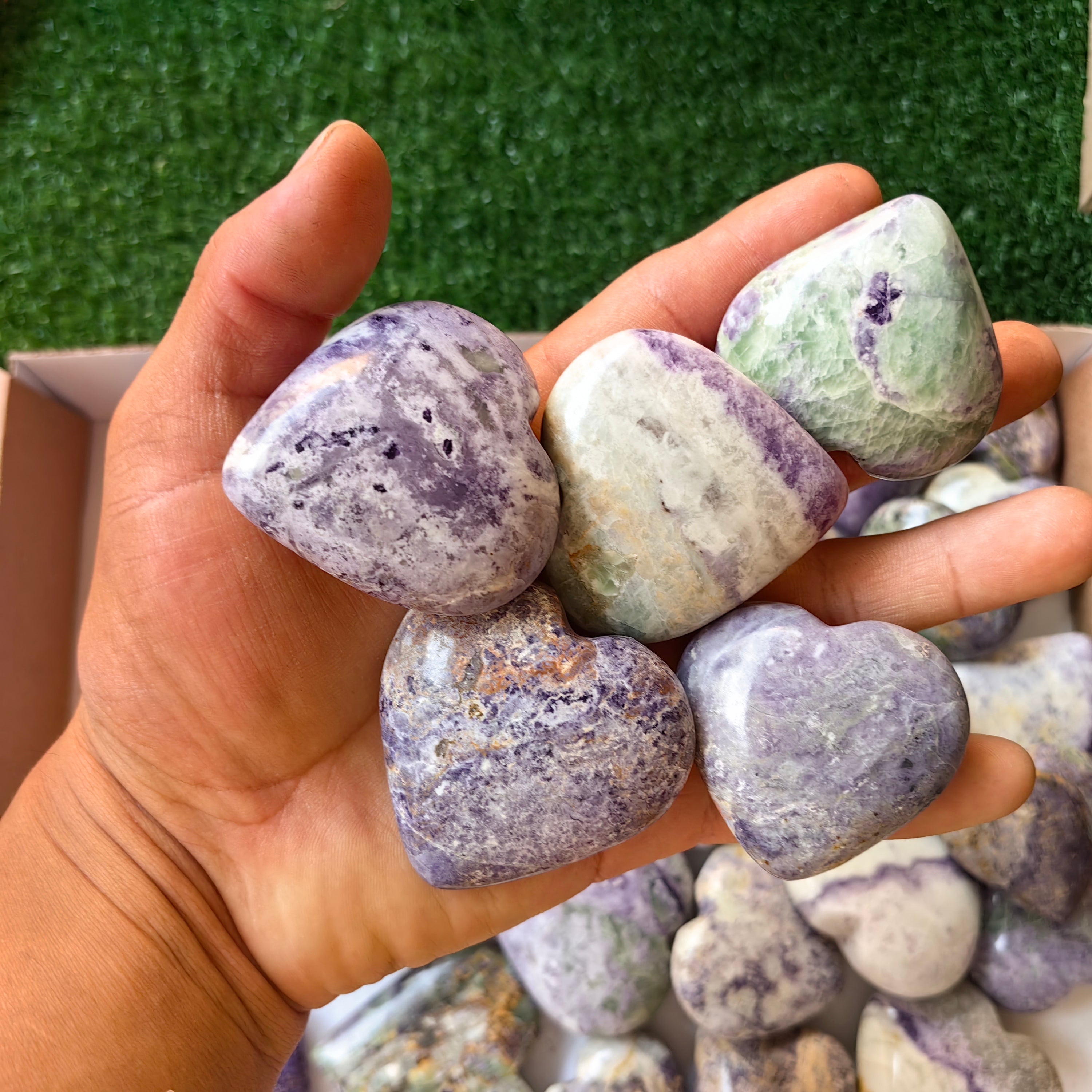 32 pc bolivianite hearts