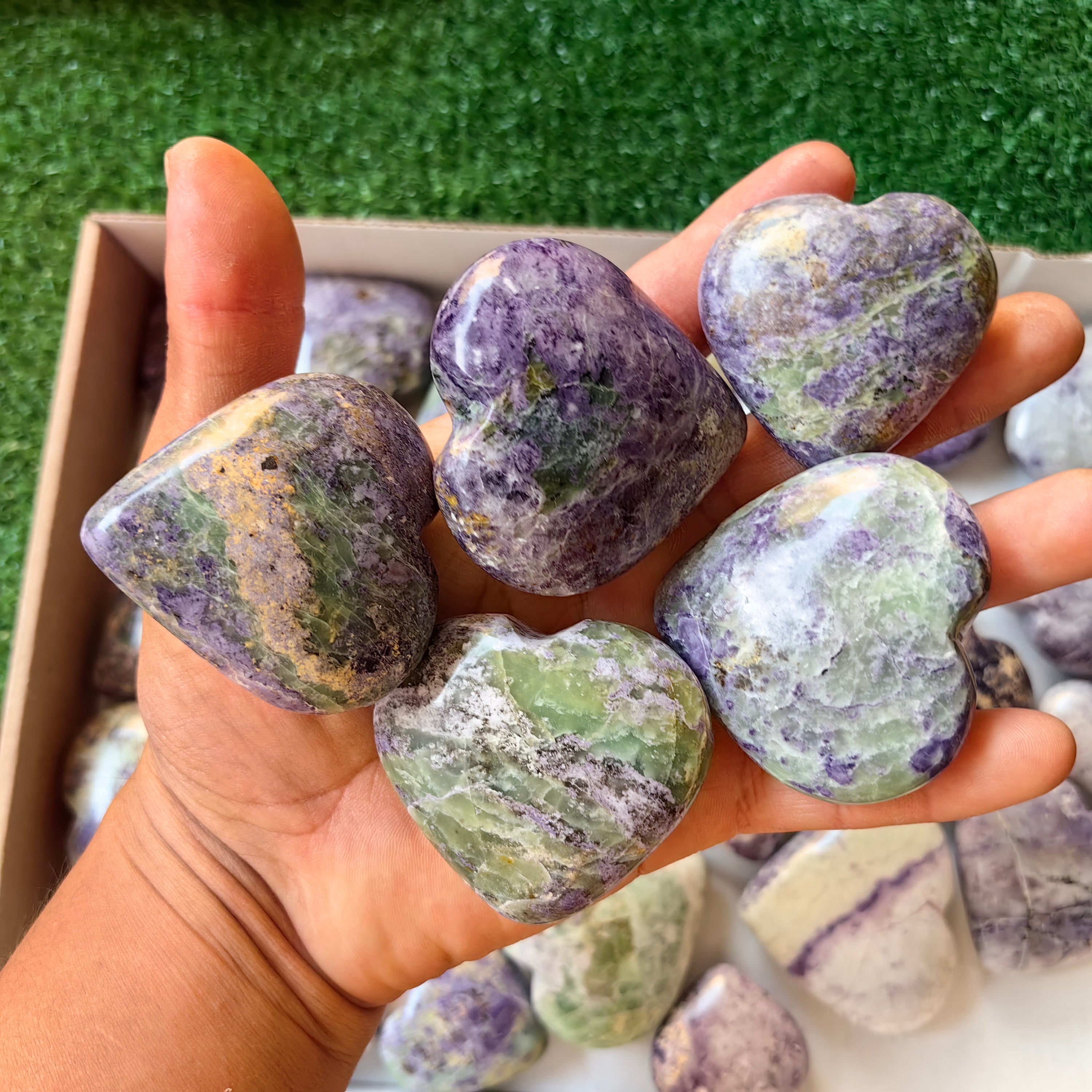 29 pc bolivianite hearts