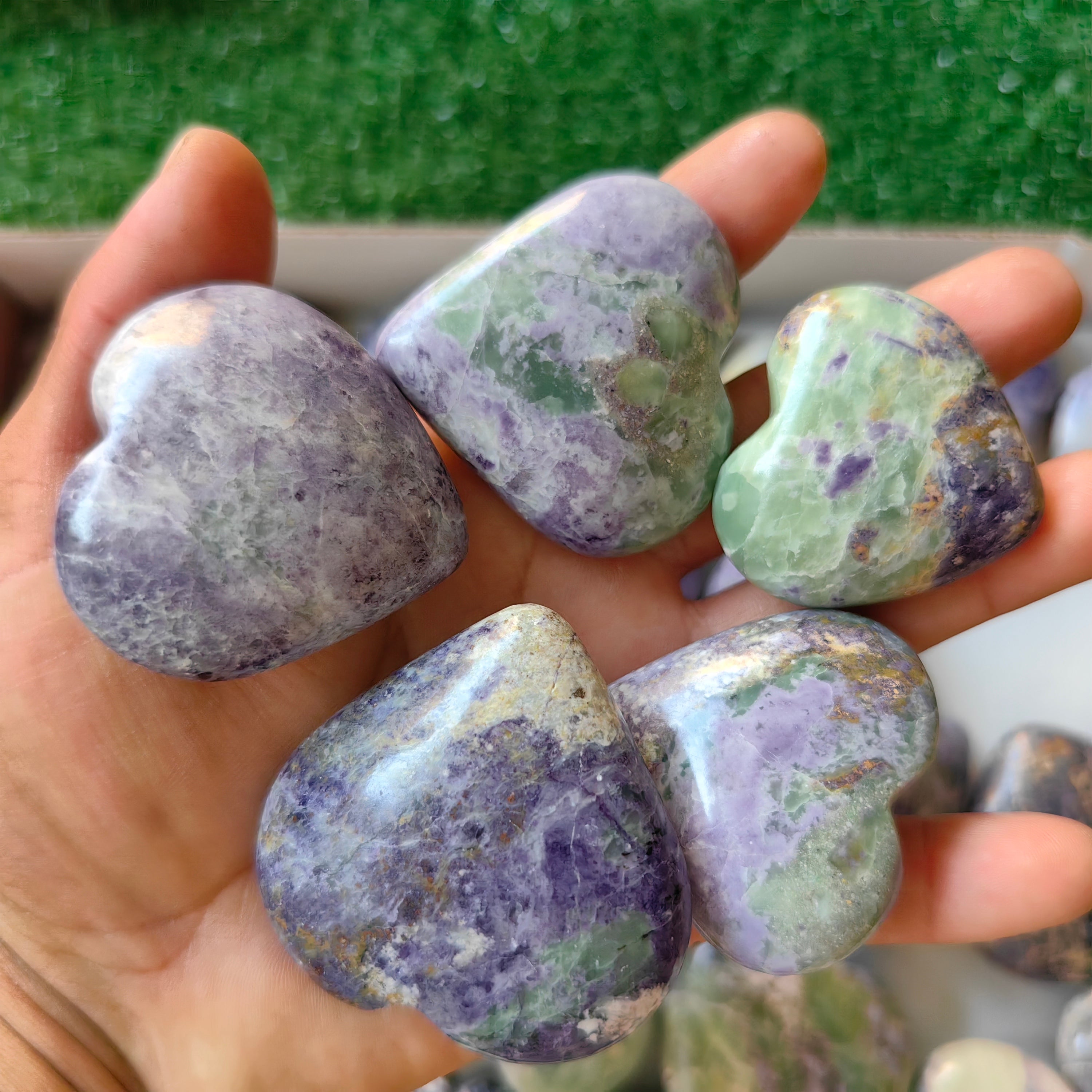 29 pc bolivianite hearts