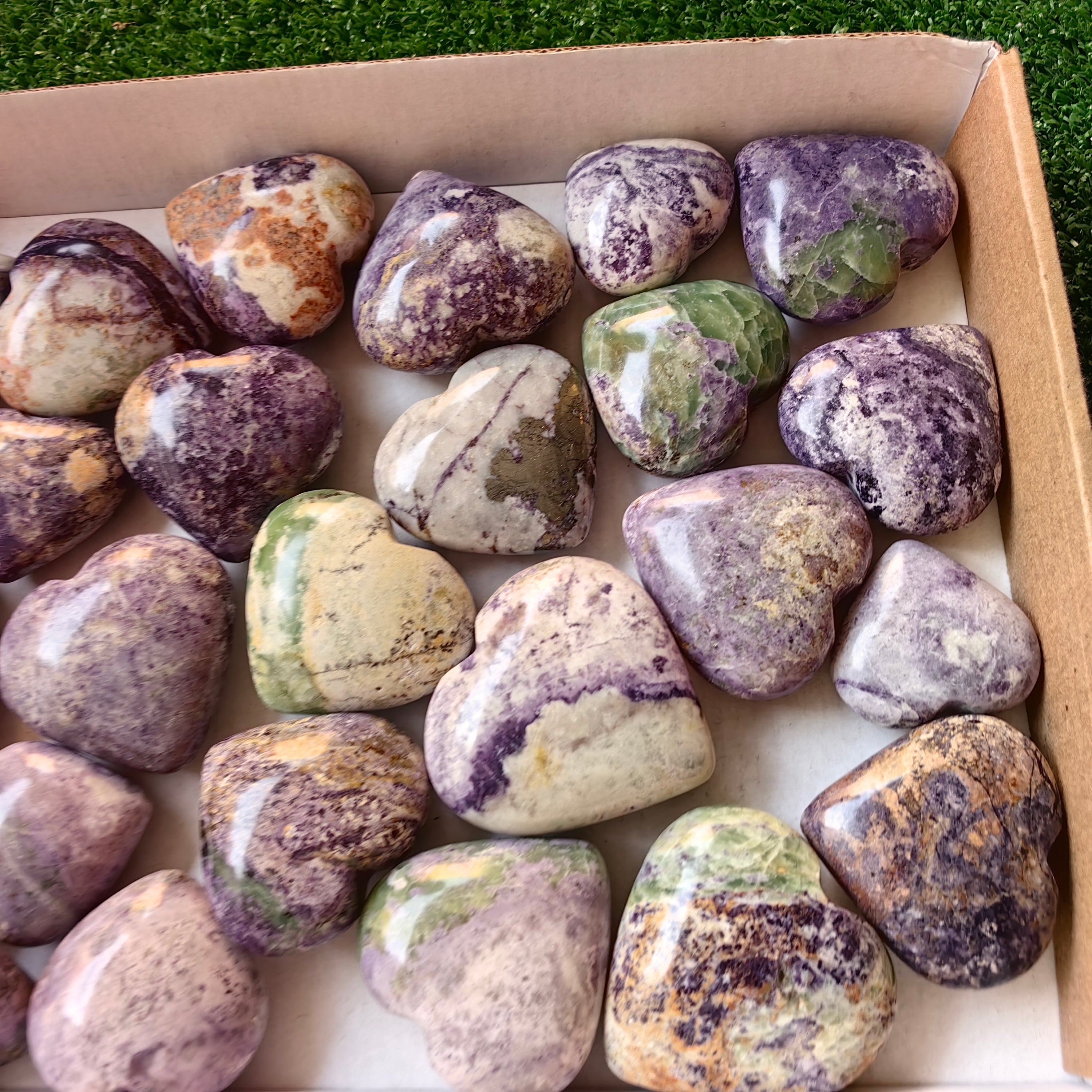 26 pc bolivianite hearts