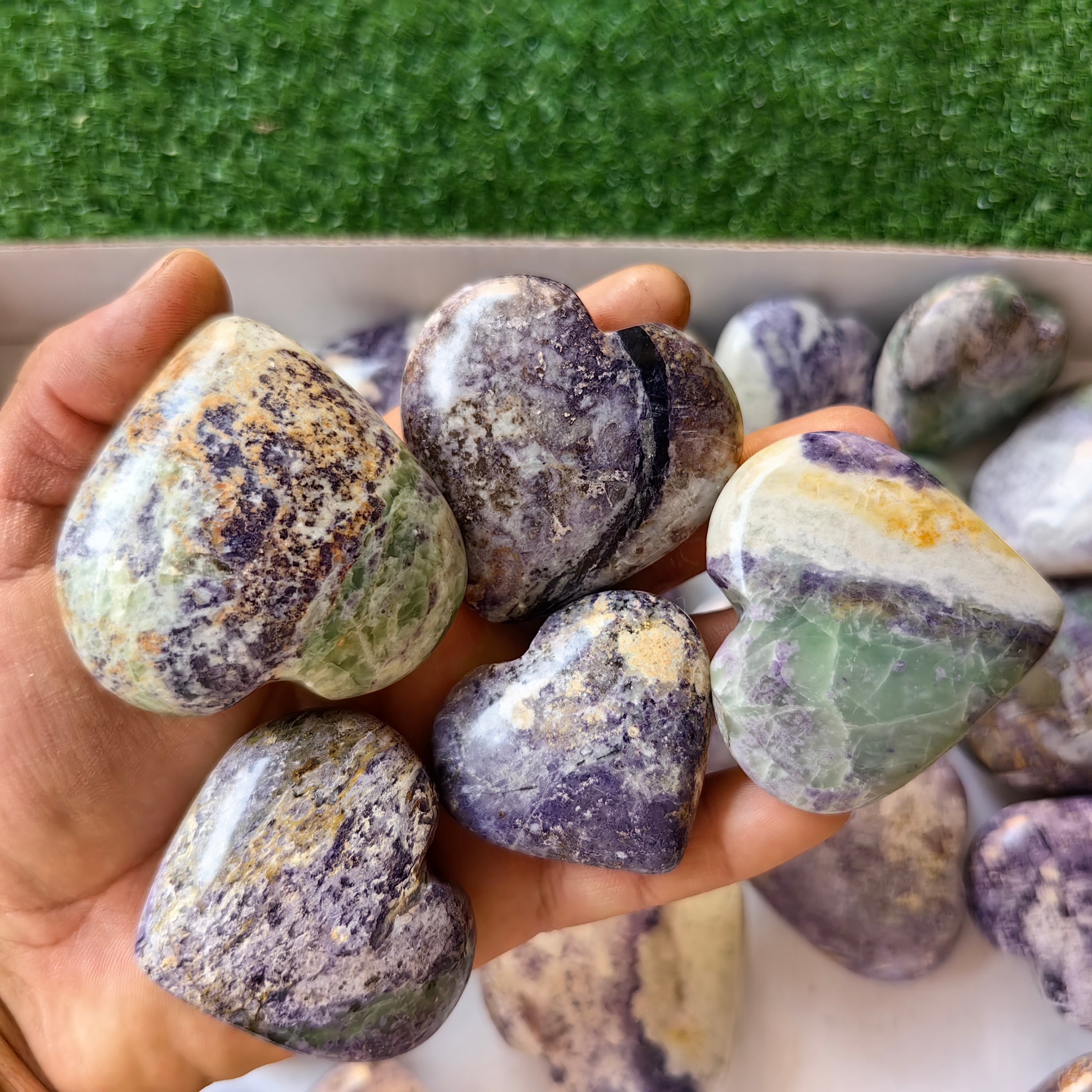 26 pc bolivianite hearts