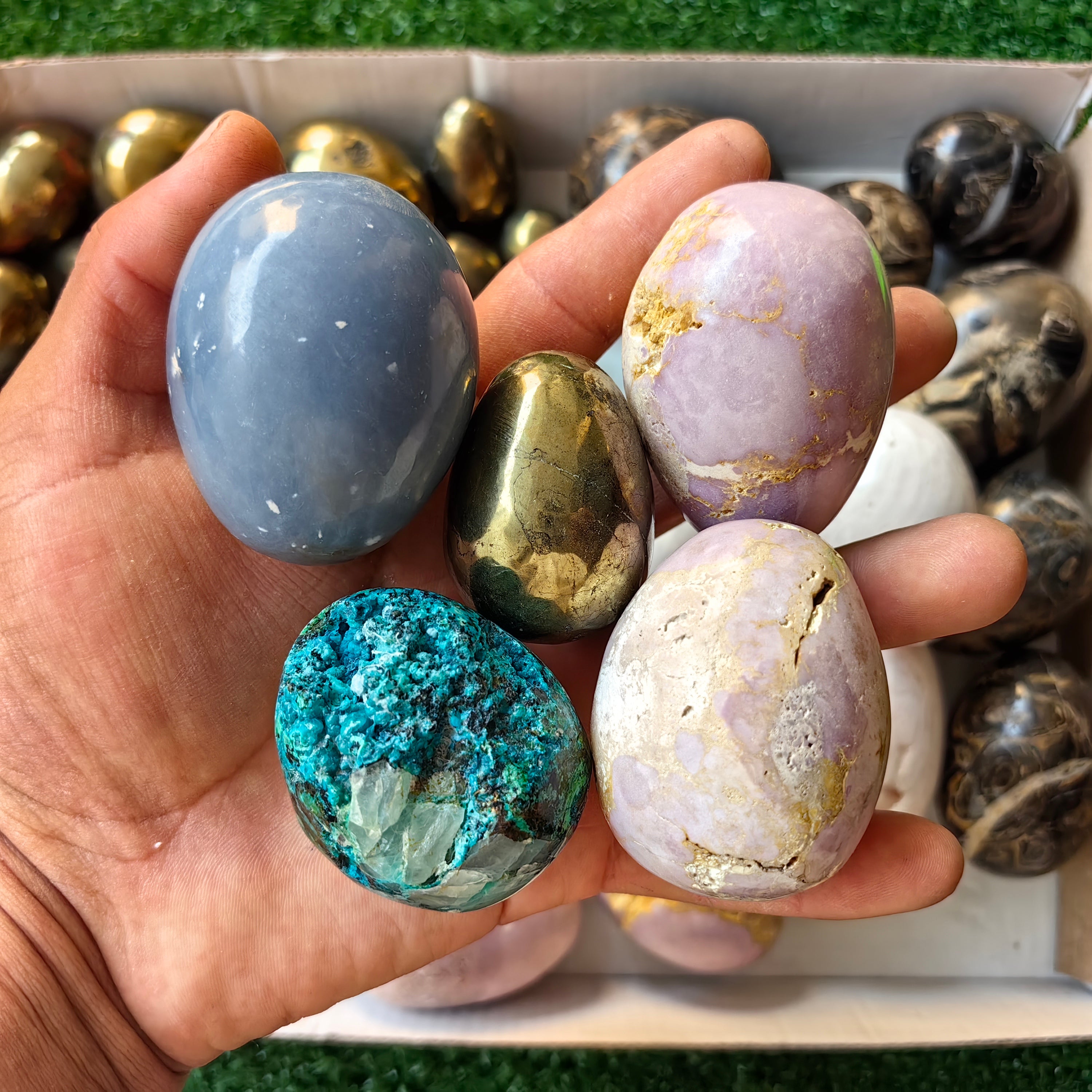 40 pc mixted eggs chalcopyrite, mangano, stramatolite, phosphosiderite, angelite & chrysocolla