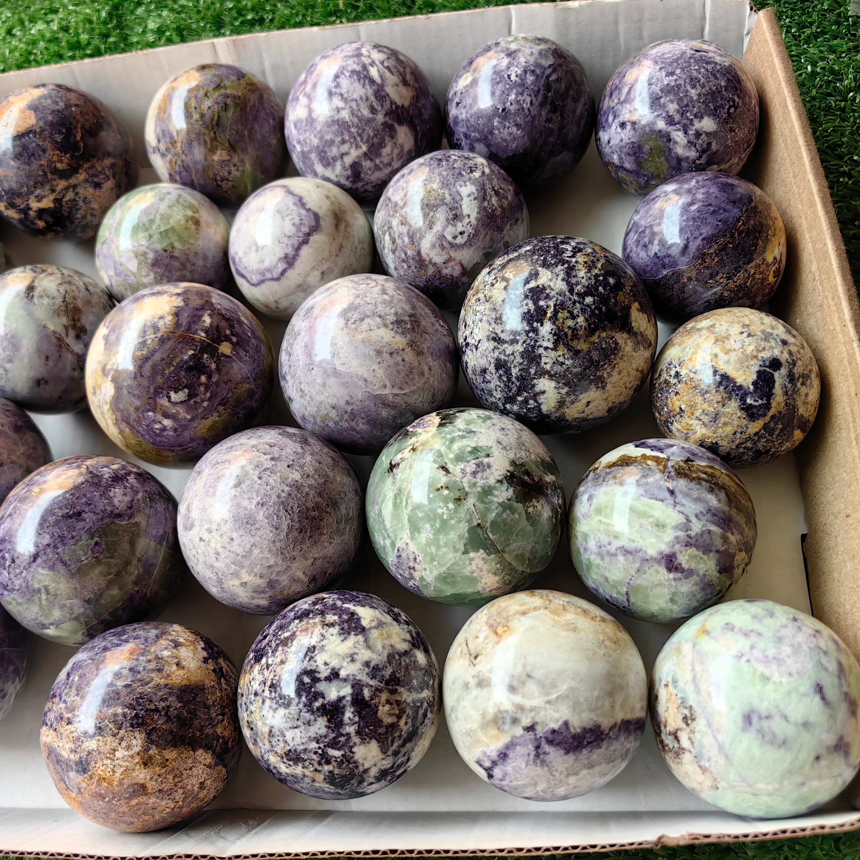 29 pc bolivianite spheres