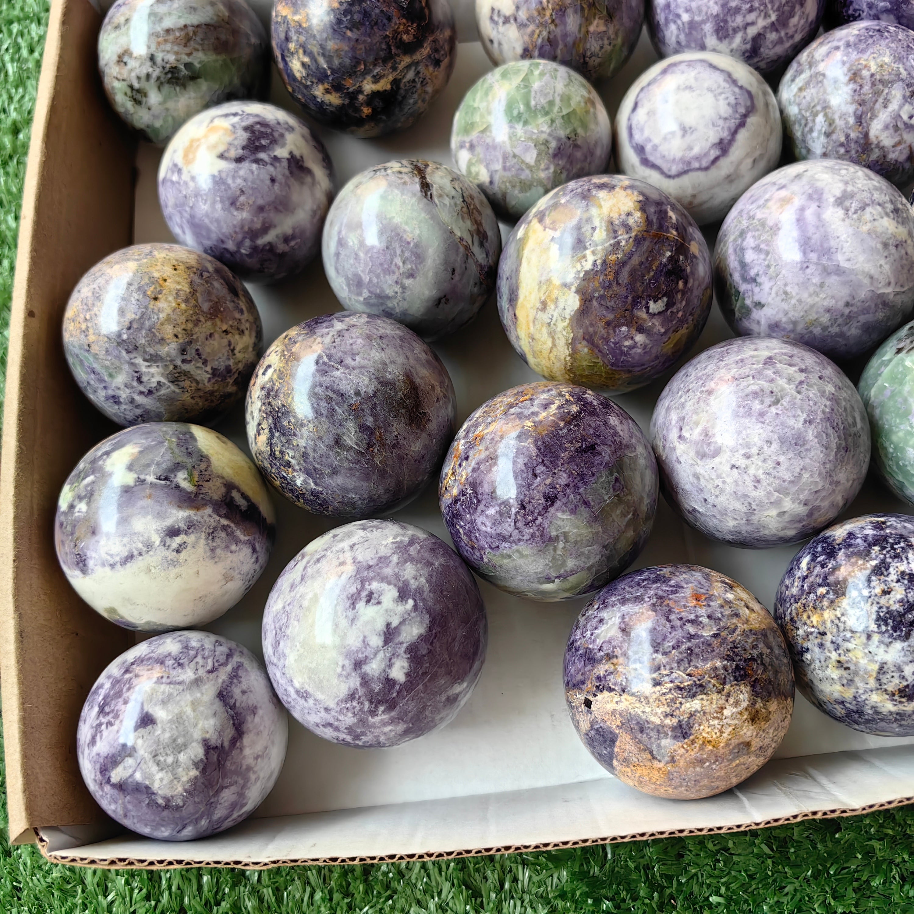 29 pc bolivianite spheres