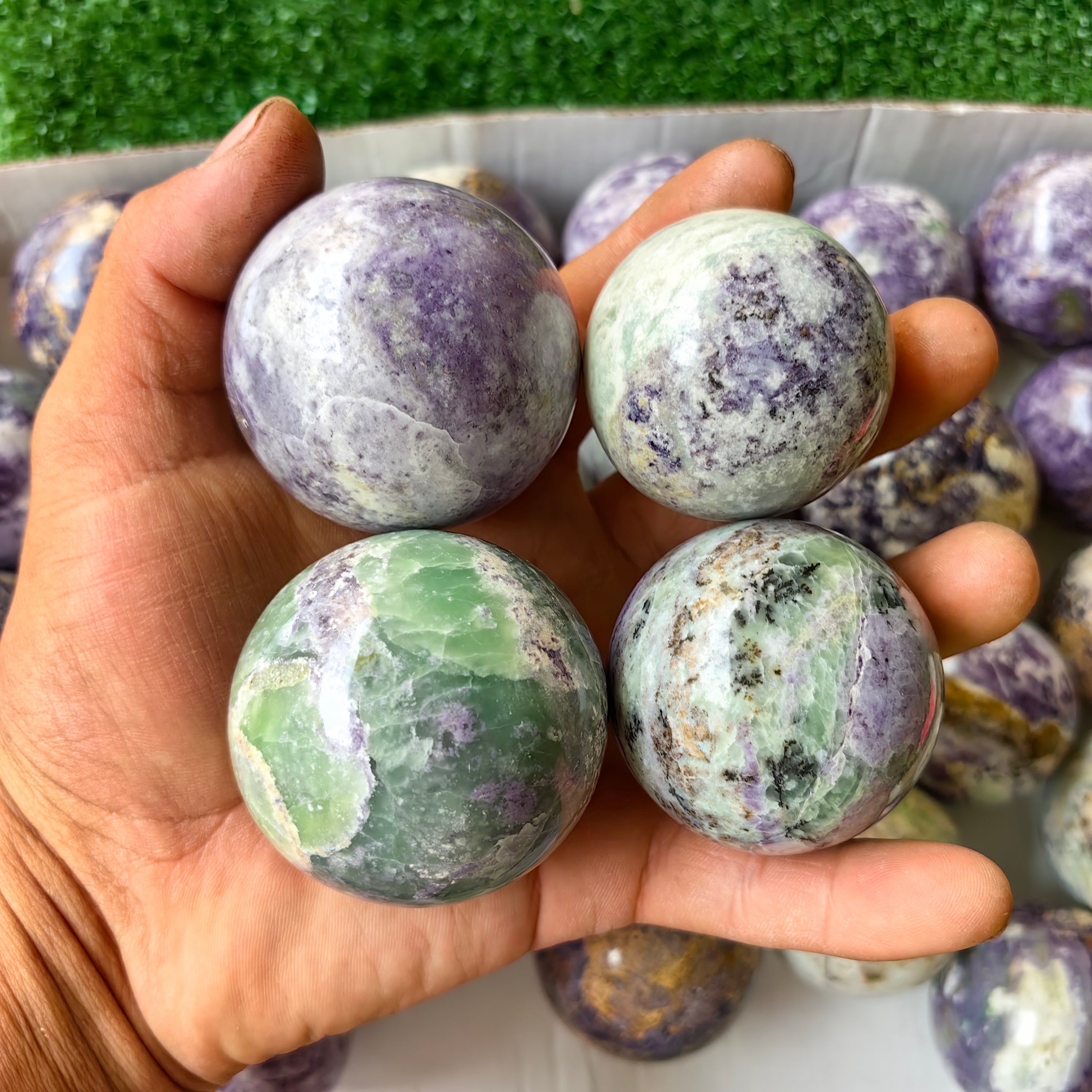 29 pc bolivianite spheres
