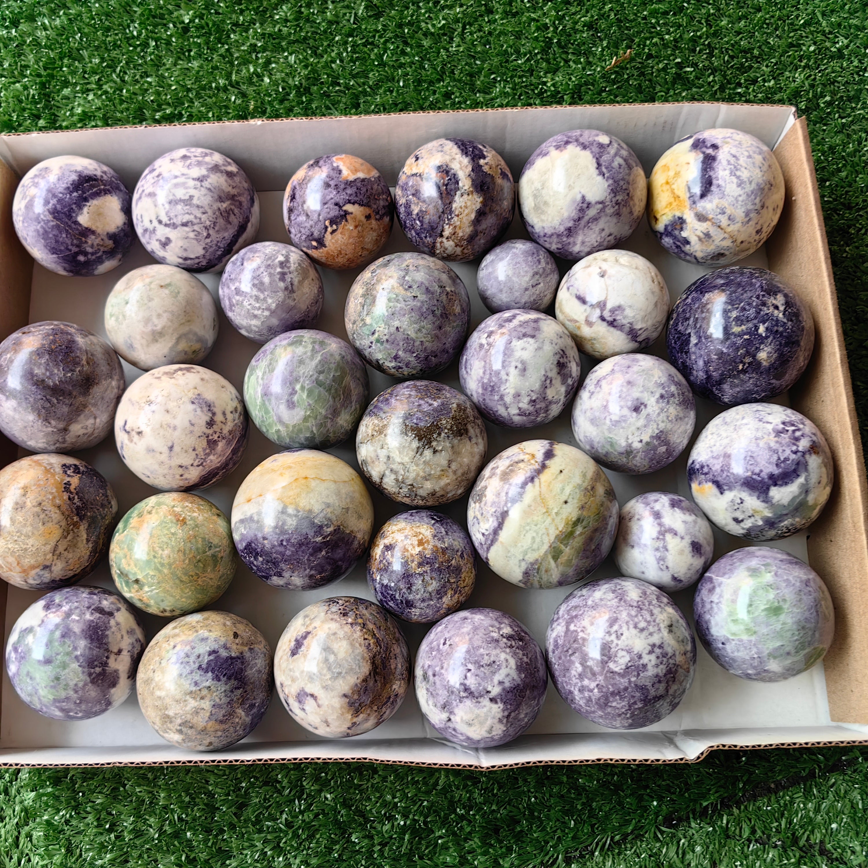 31 pc bolivianite spheres