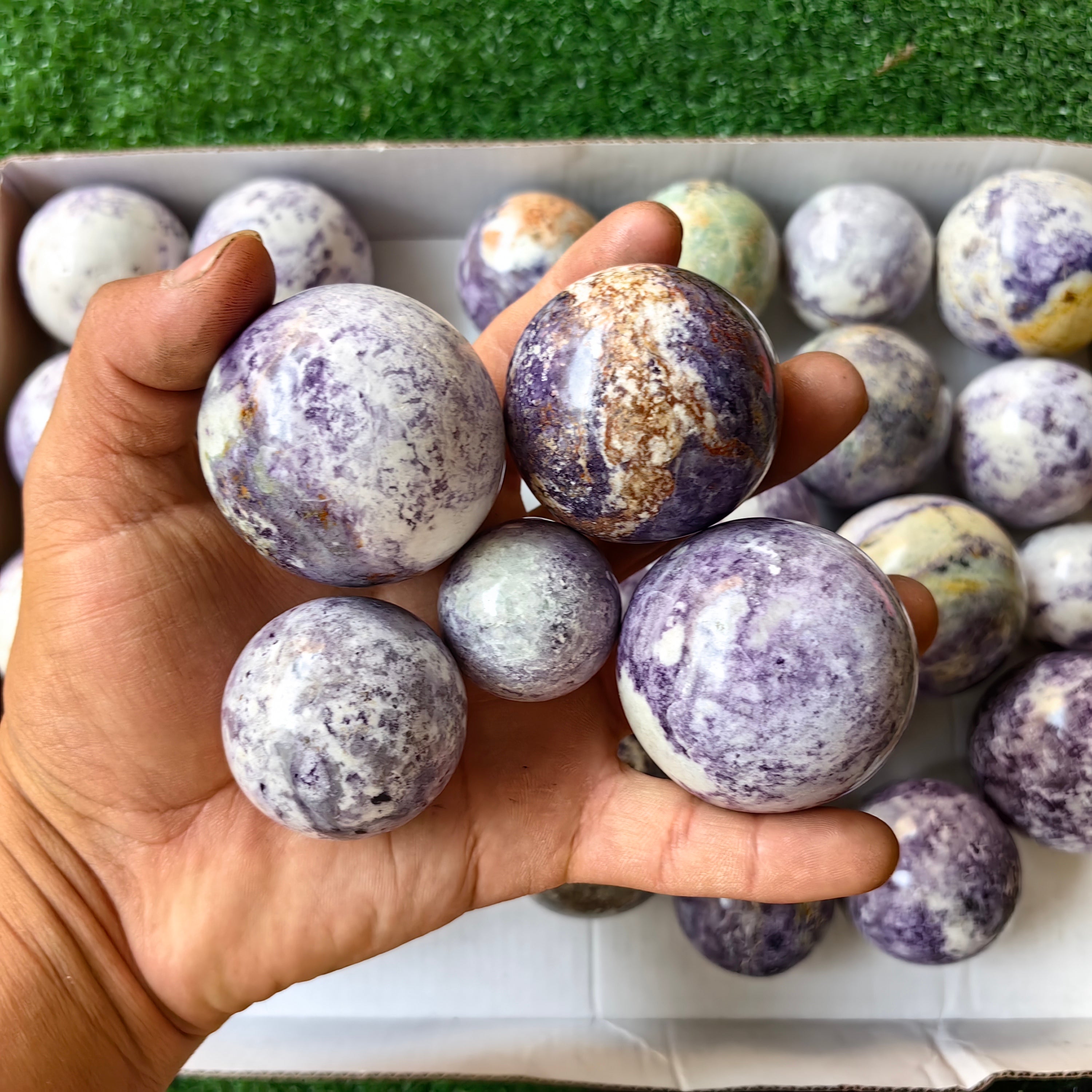 31 pc bolivianite spheres