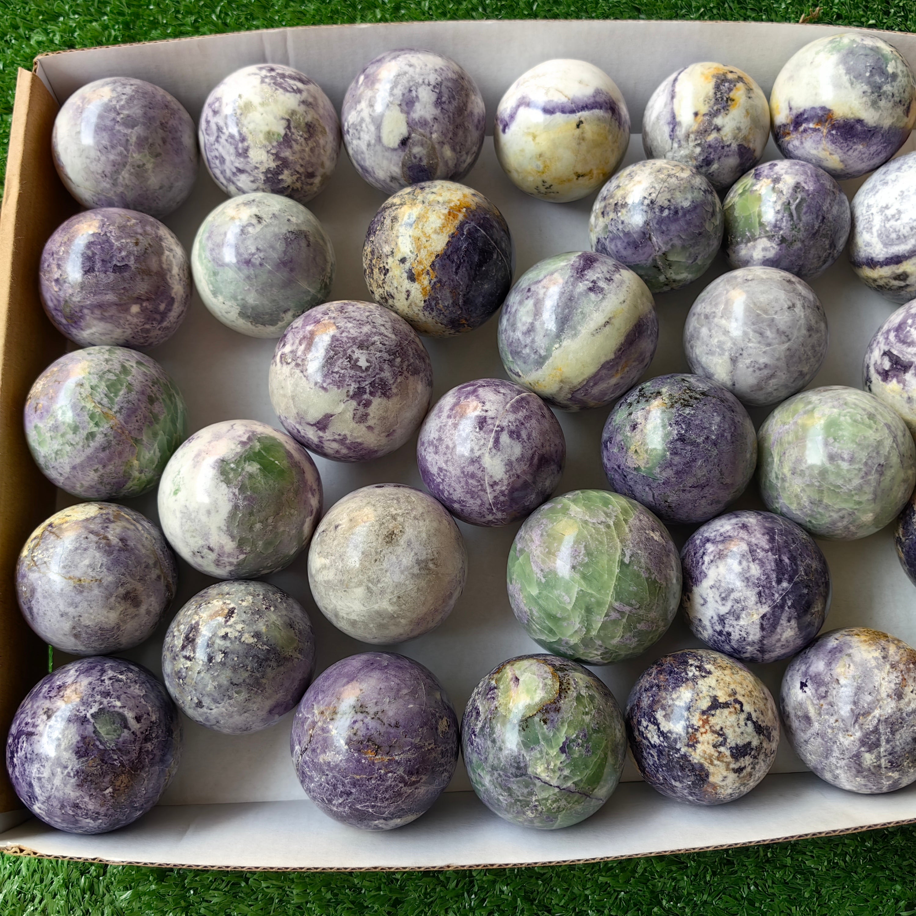 33 pc bolivianite spheres