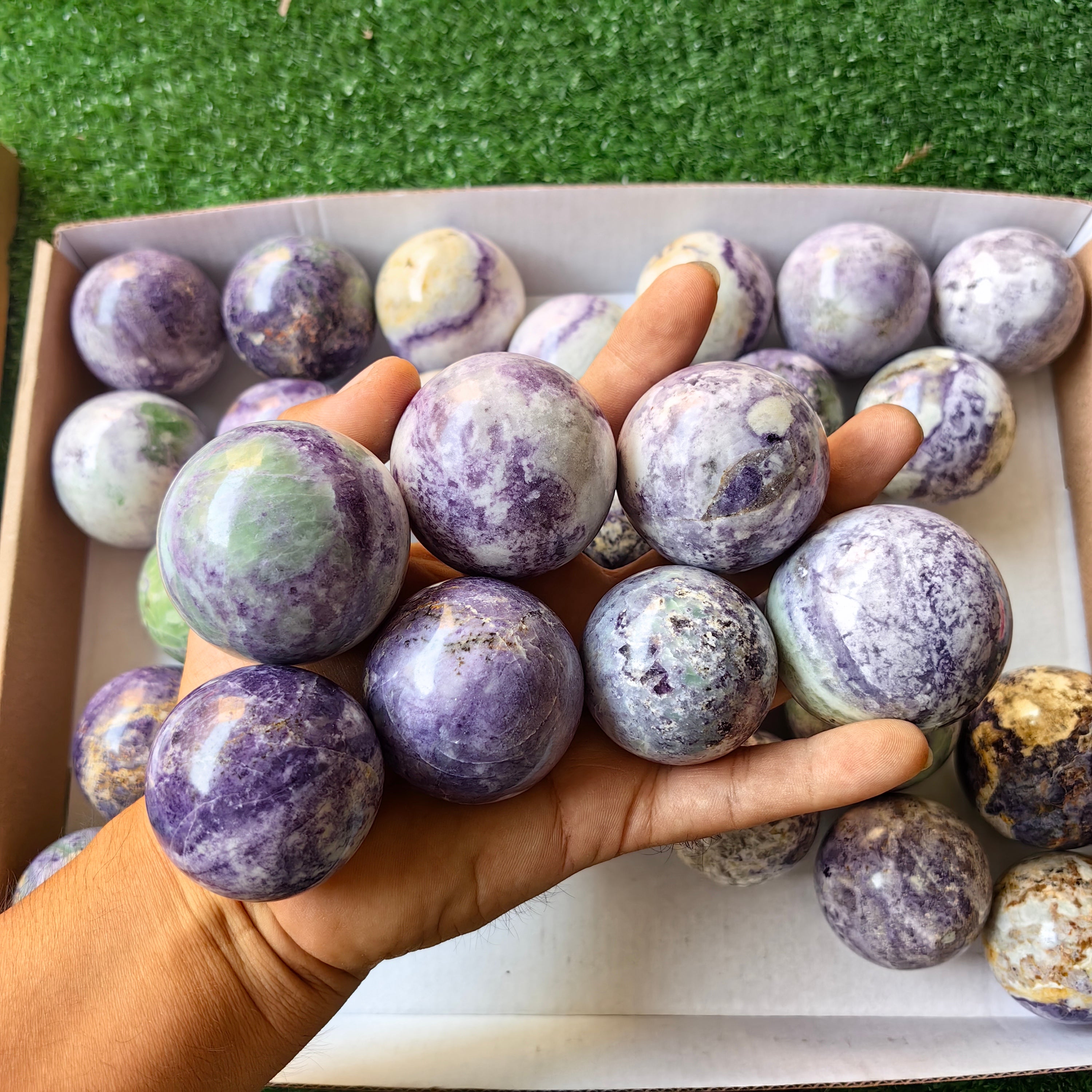 33 pc bolivianite spheres