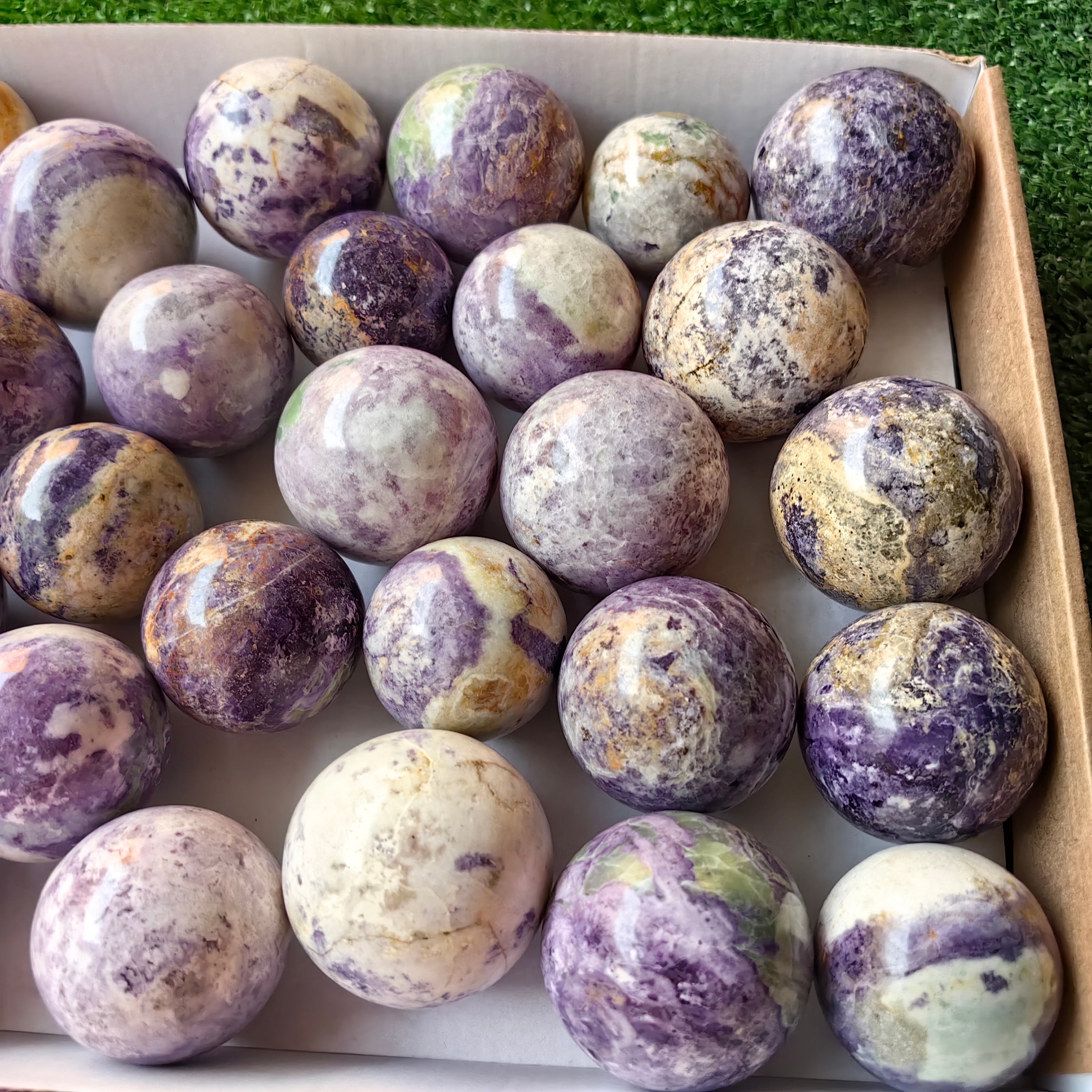 30 pc bolivianite spheres