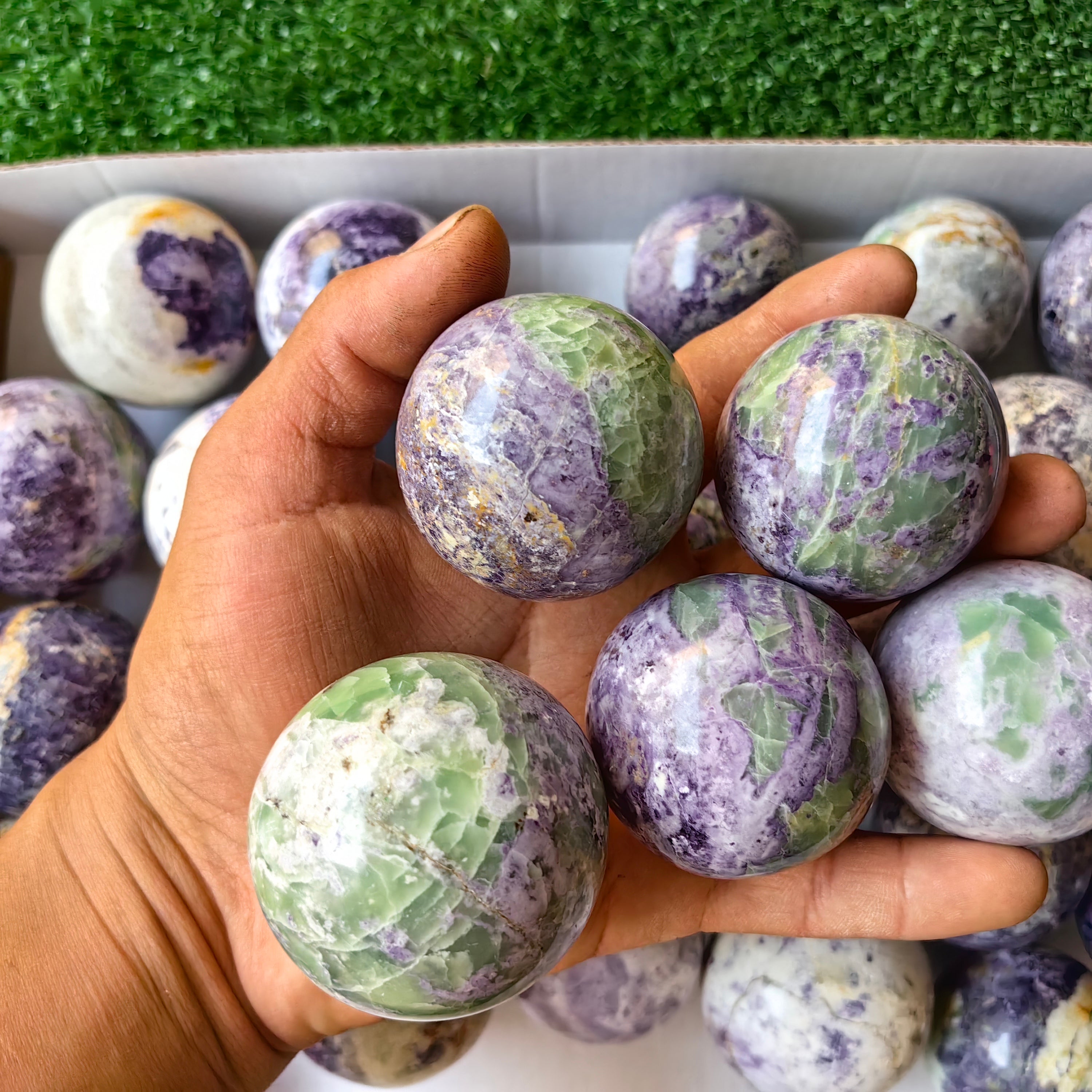 30 pc bolivianite spheres